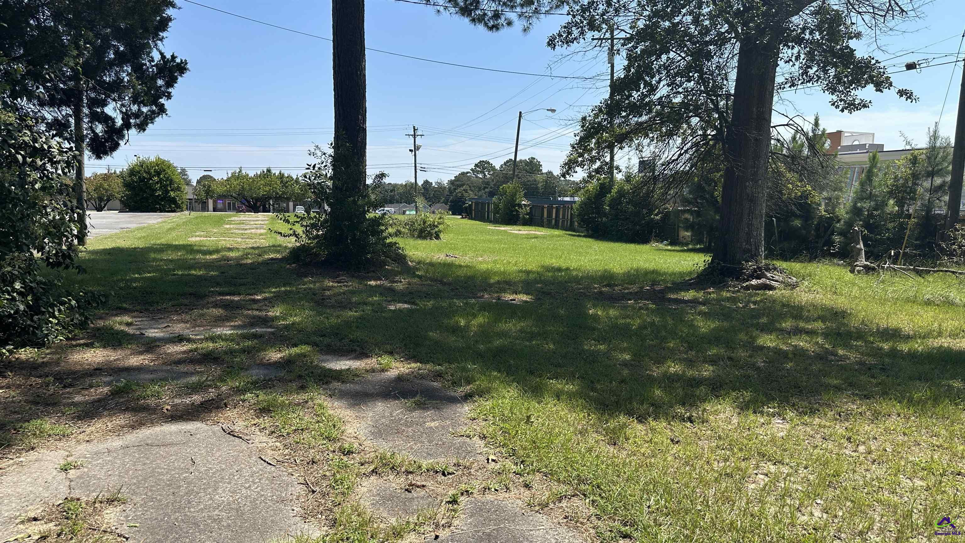 515 N Davis Drive