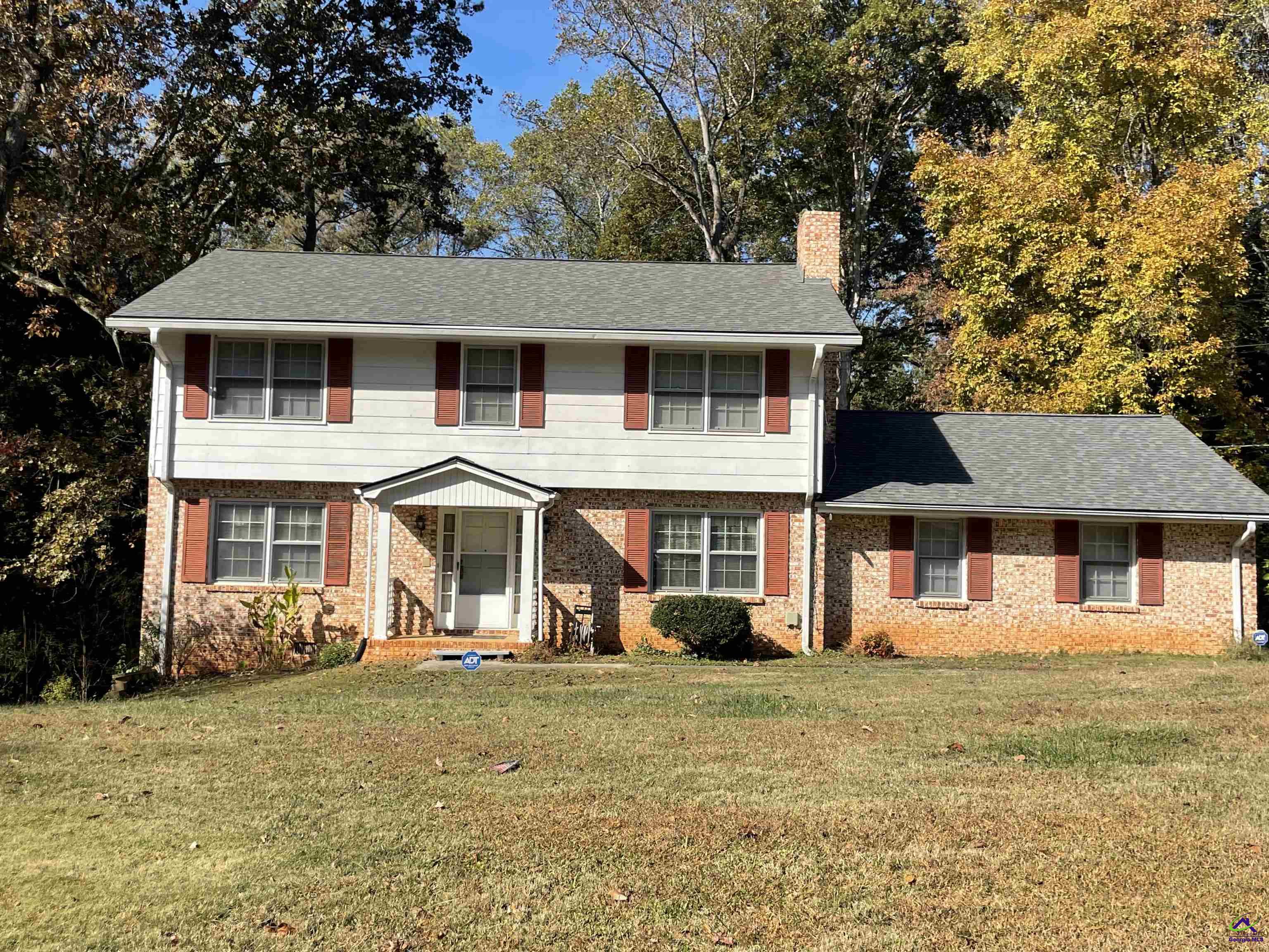 1215 Sharonton Drive