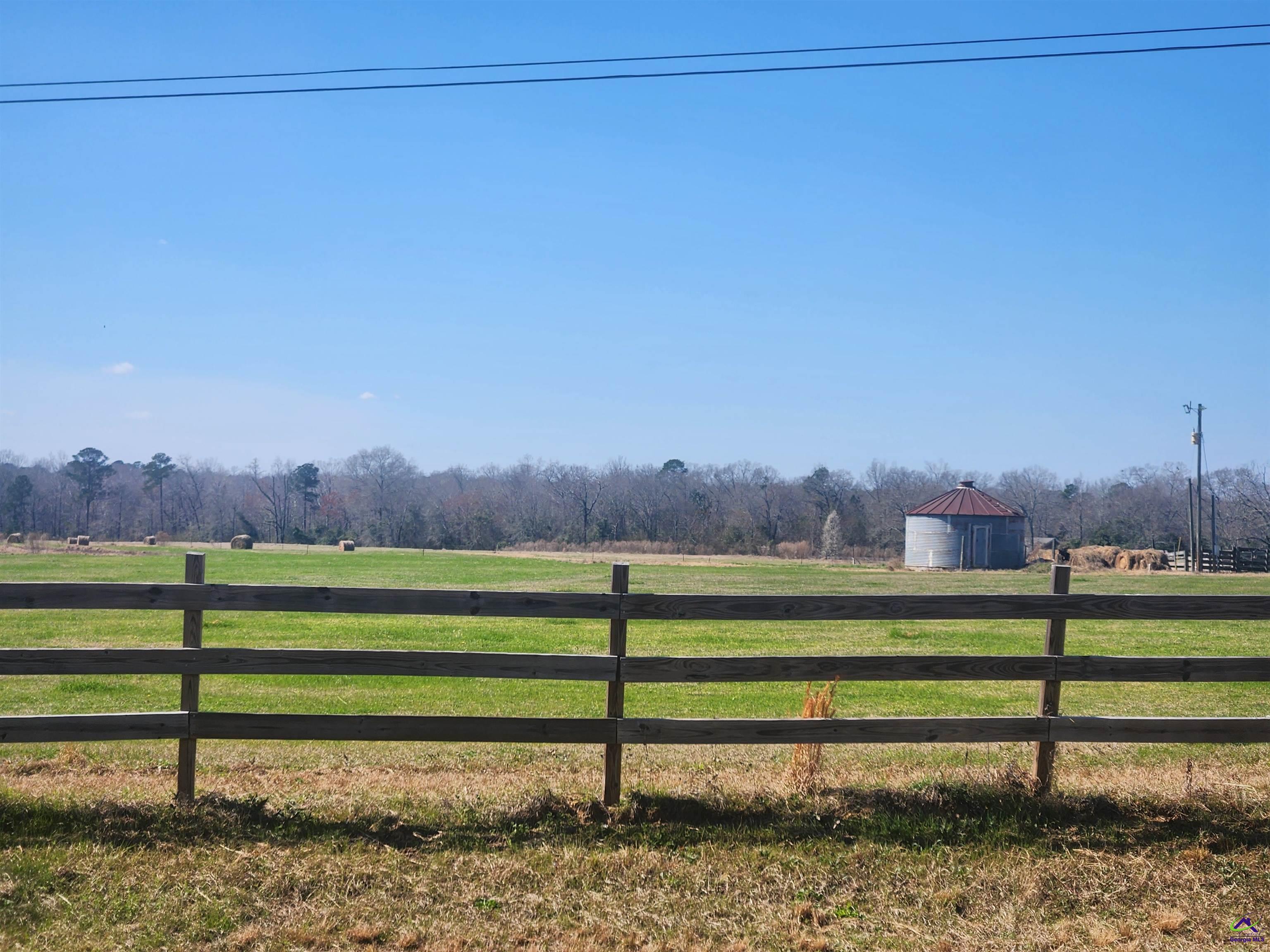 406 Mac Thompson Road
