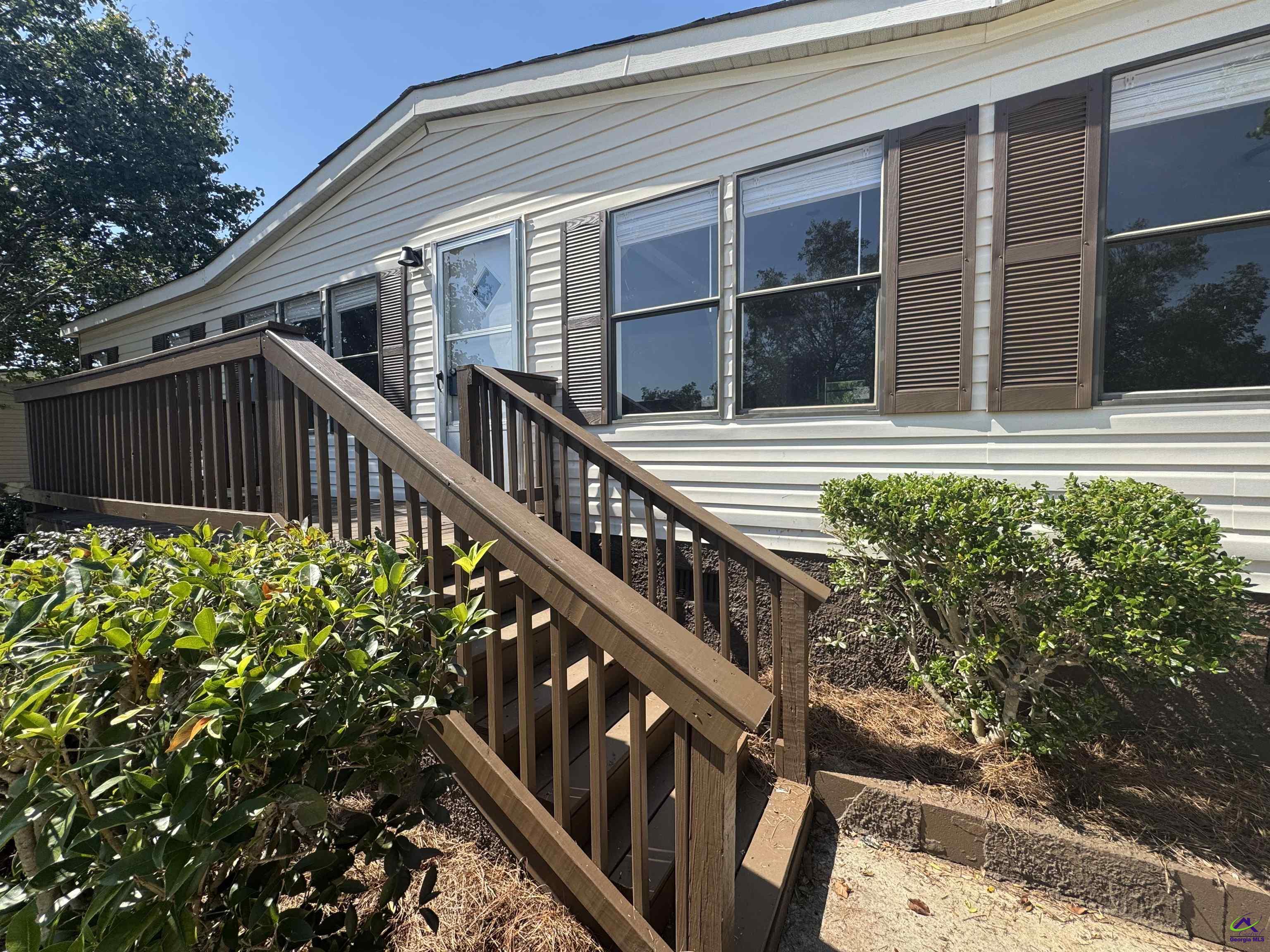 106 Waverly Lane