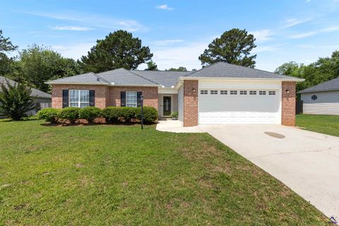 140 Castle Pines Bonaire GA 31005