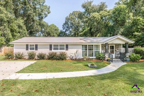 1700 Sewell Circle Perry GA 31069
