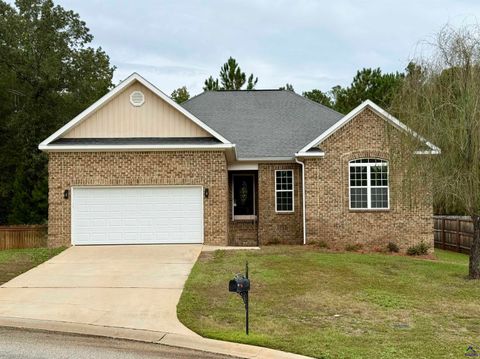 114 Lasso Dr. Warner Robins GA 31088