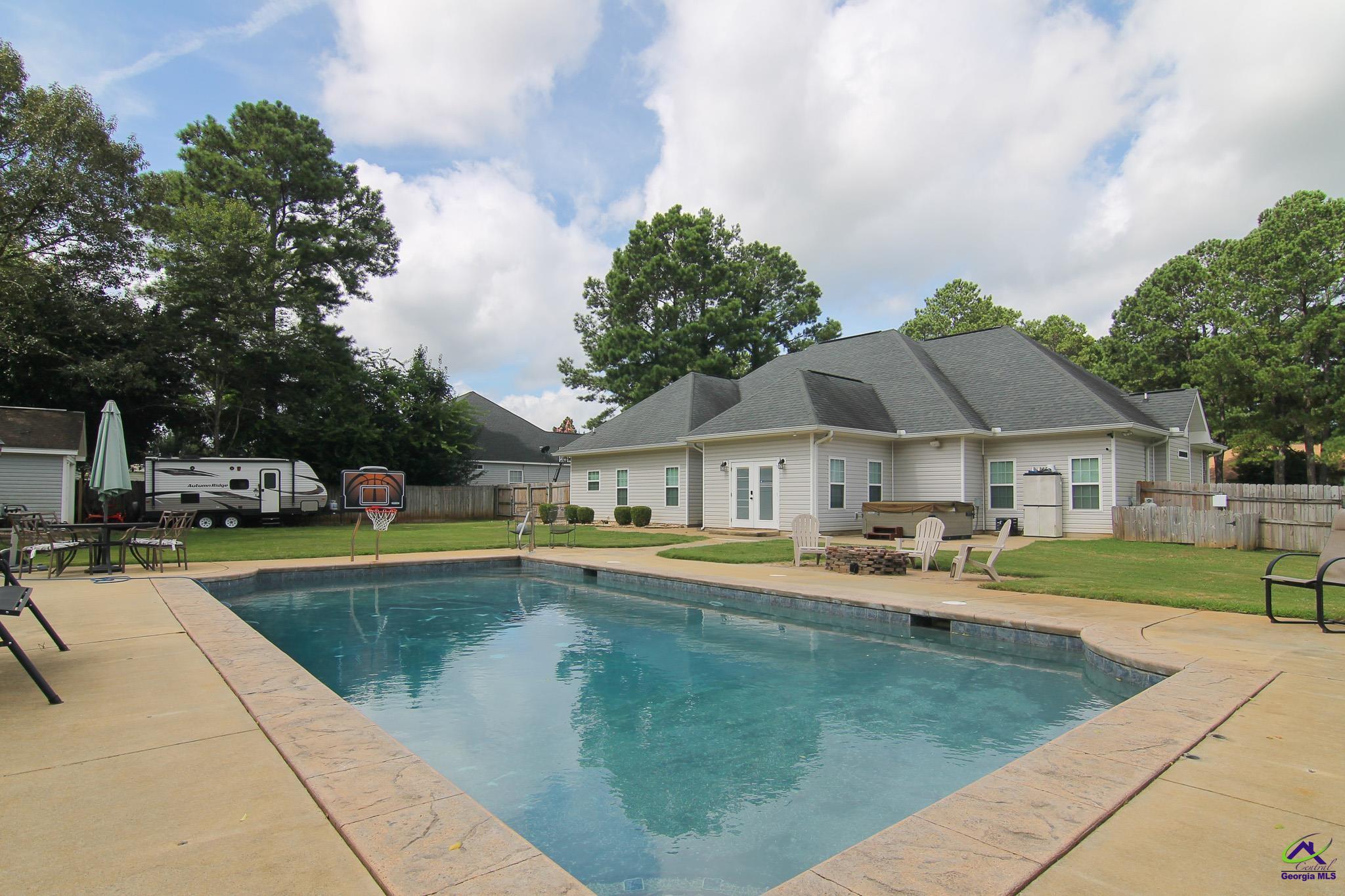 217 Ellicott Drive