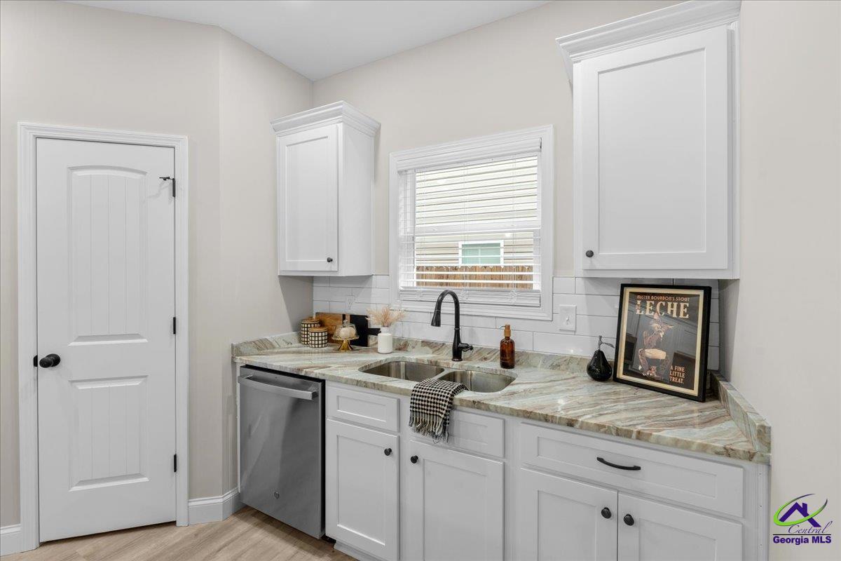 312 Beau Claire Circle