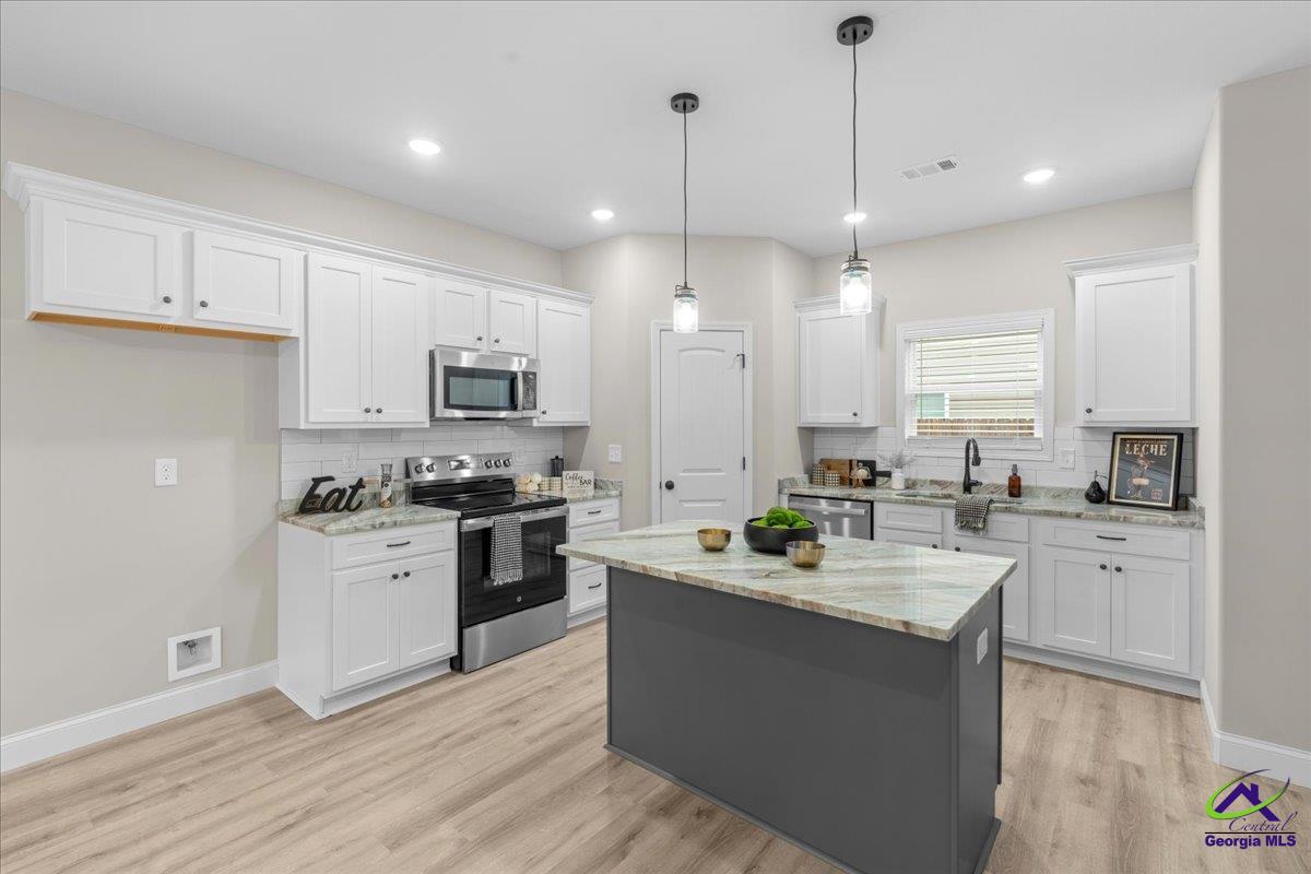 312 Beau Claire Circle