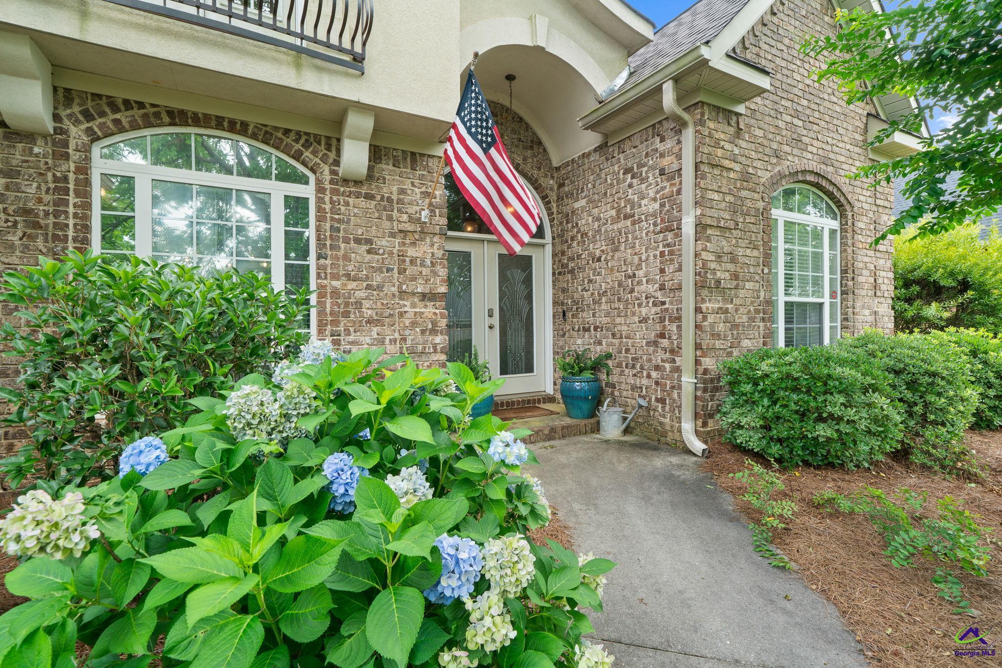 205 Grove Court