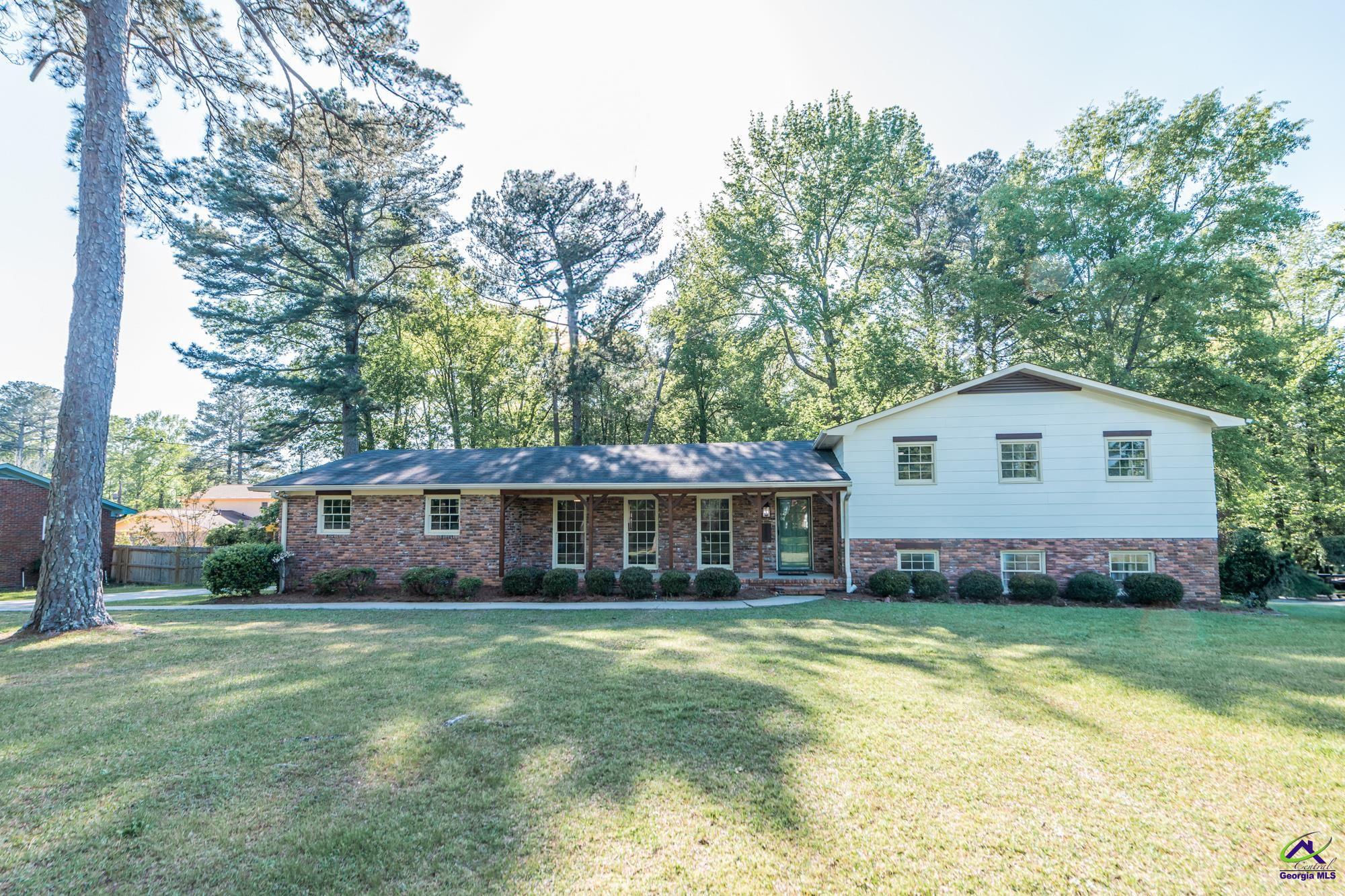1420 Maplewood Drive
