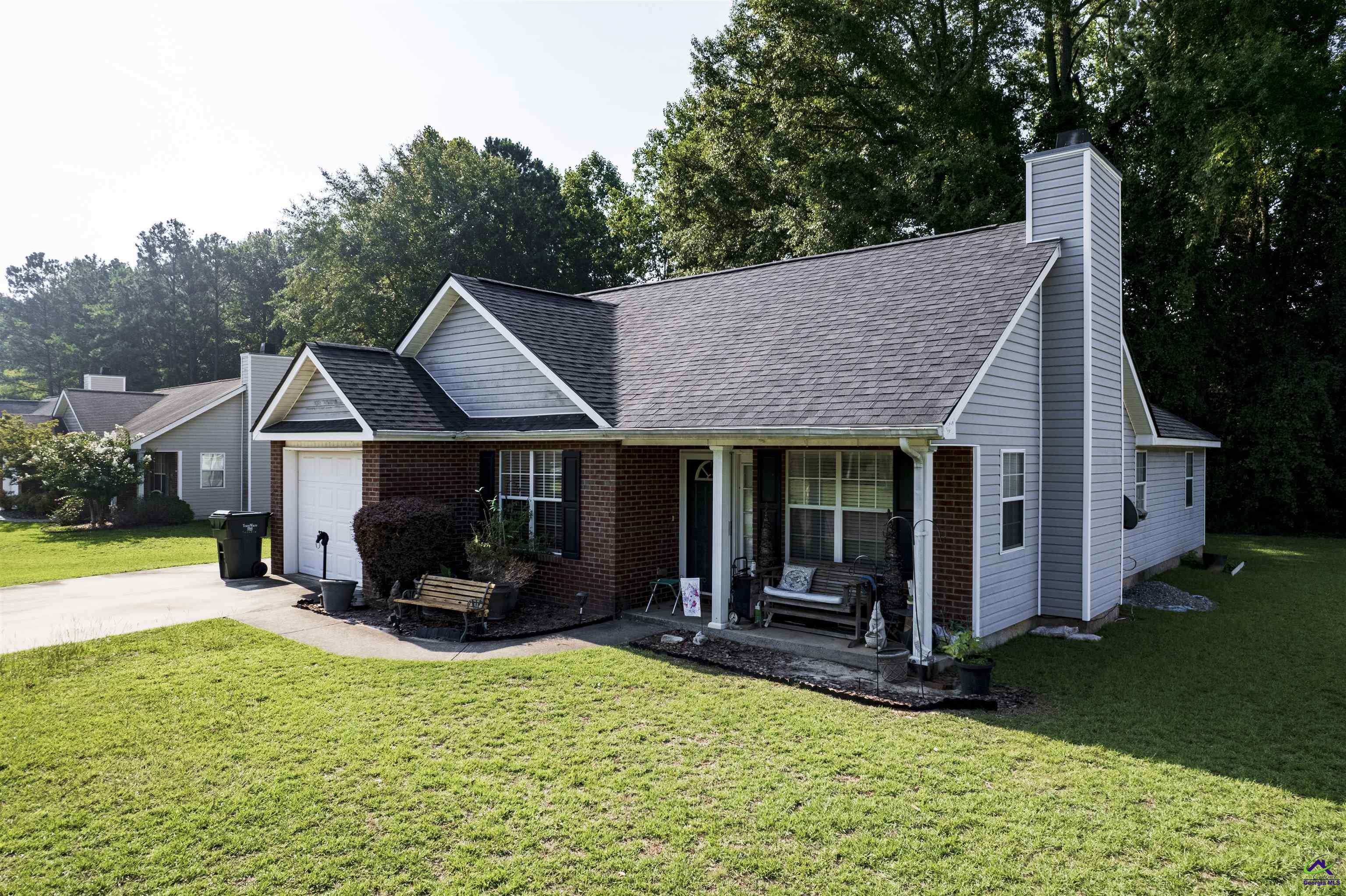 212 Willis Creek Road