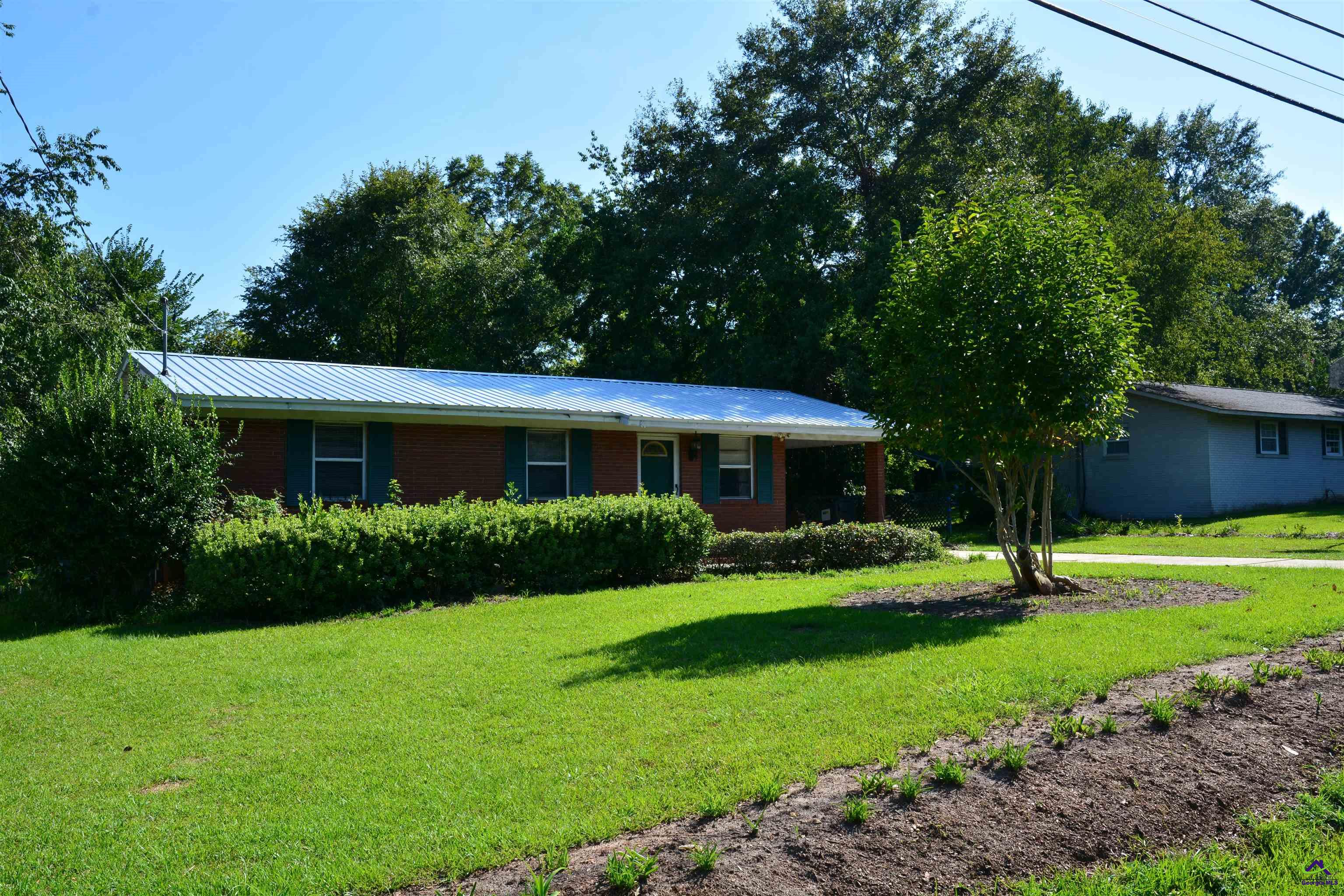 1438 Elizabeth Ave