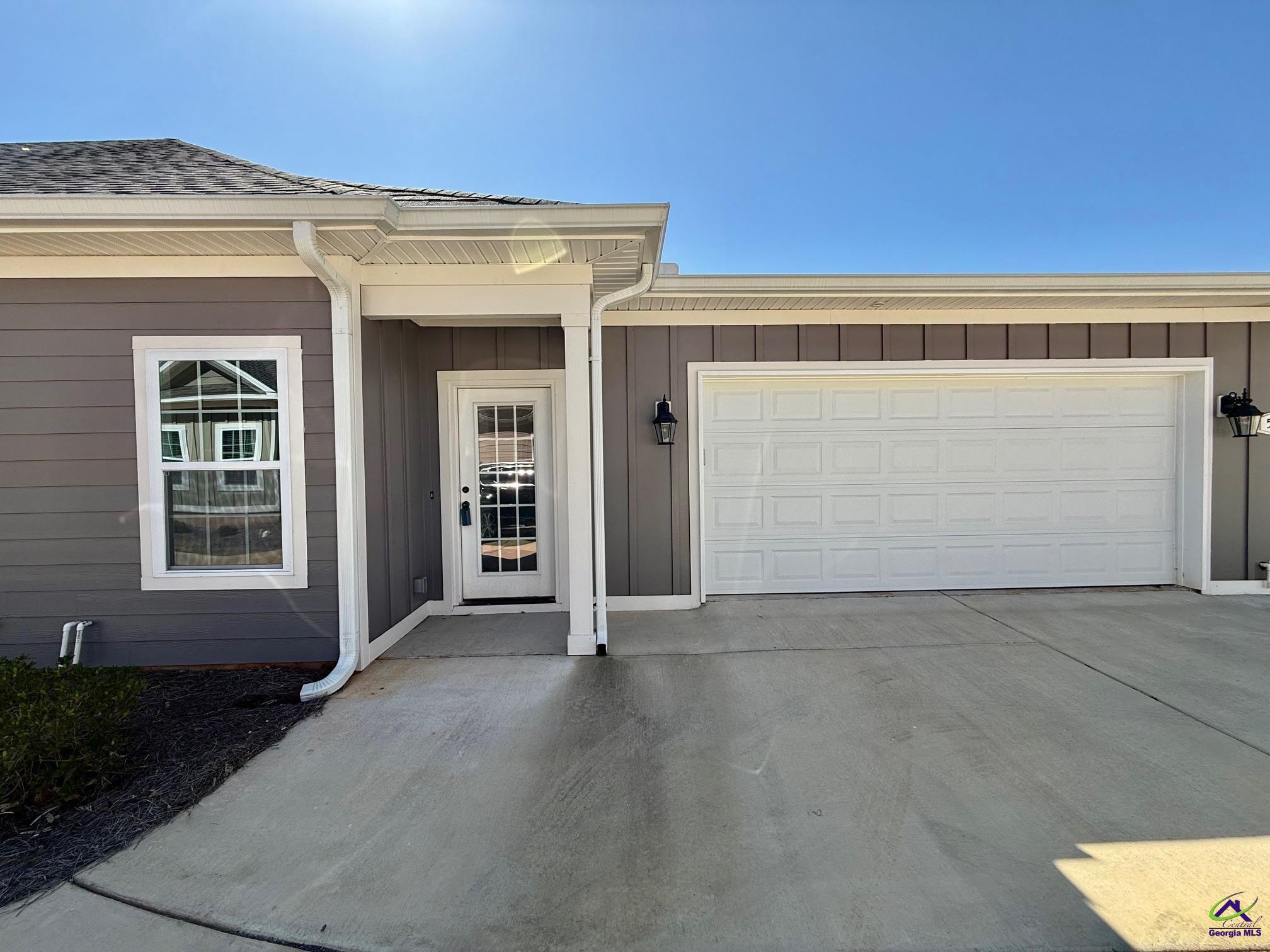 506 Nandina Court