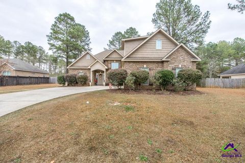 312 Bridgehampton Way Perry GA 31069