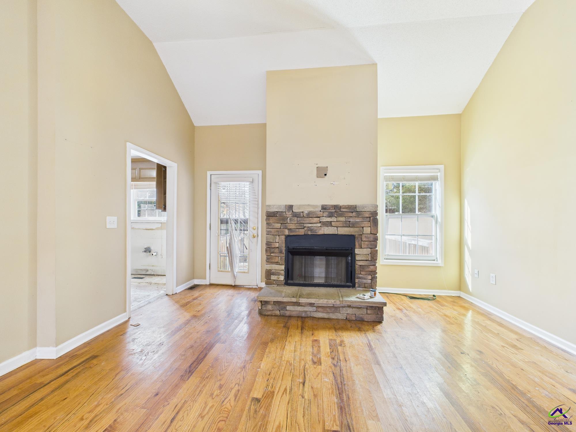 1224 Timberlane Drive