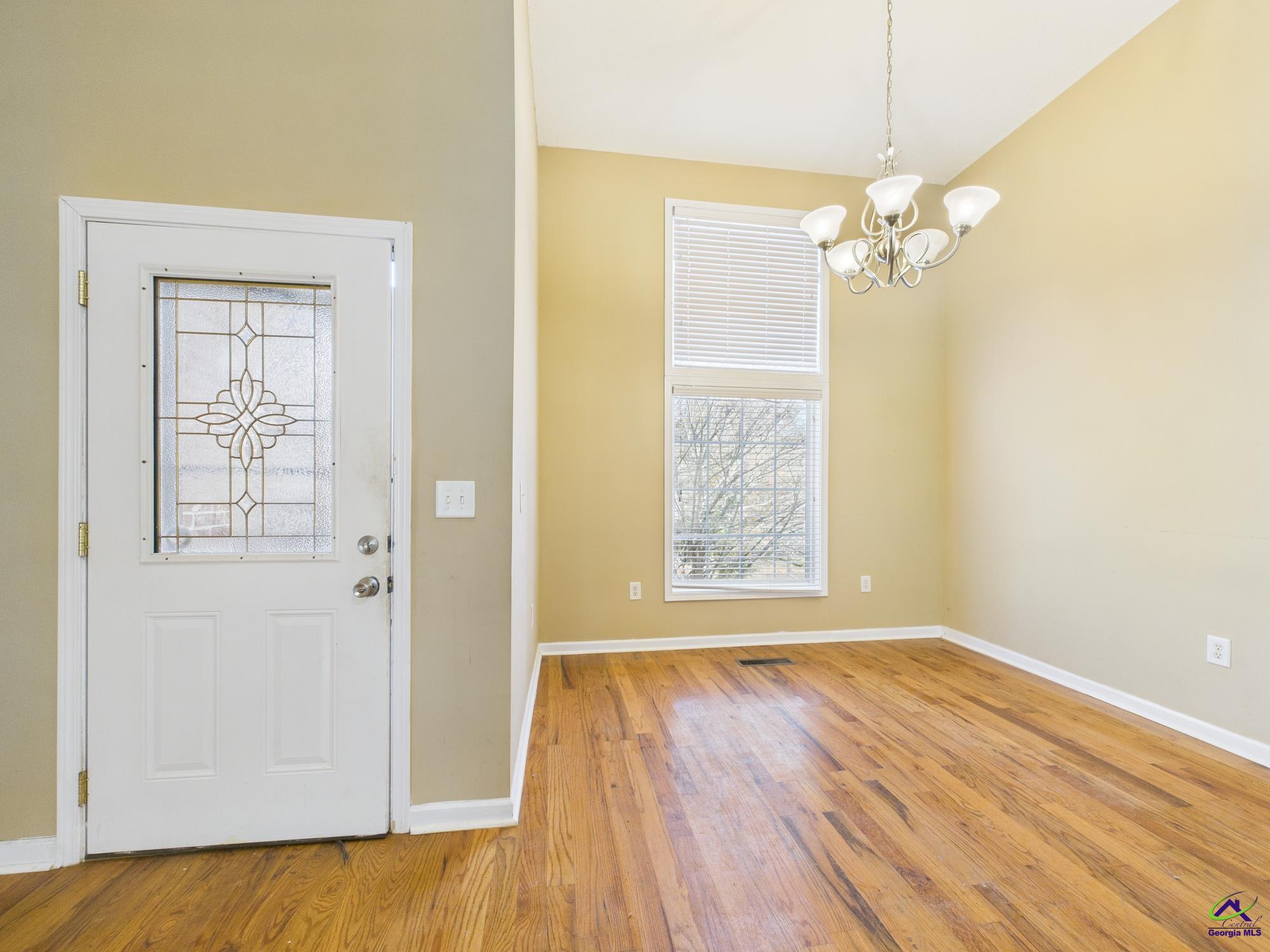 1224 Timberlane Drive