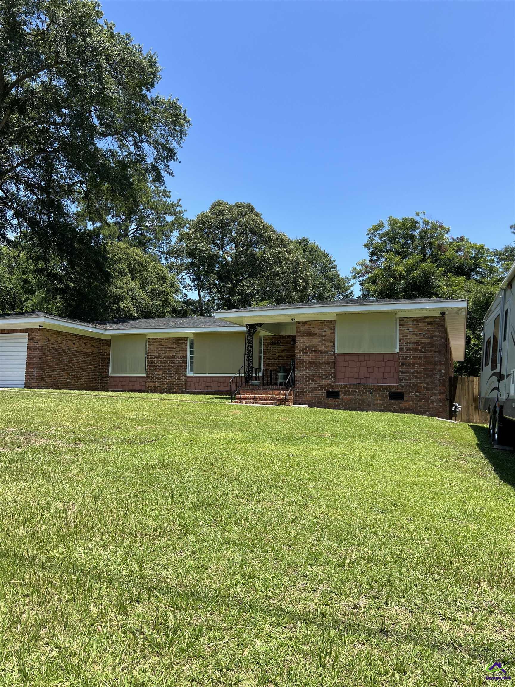 310 Forest Hill