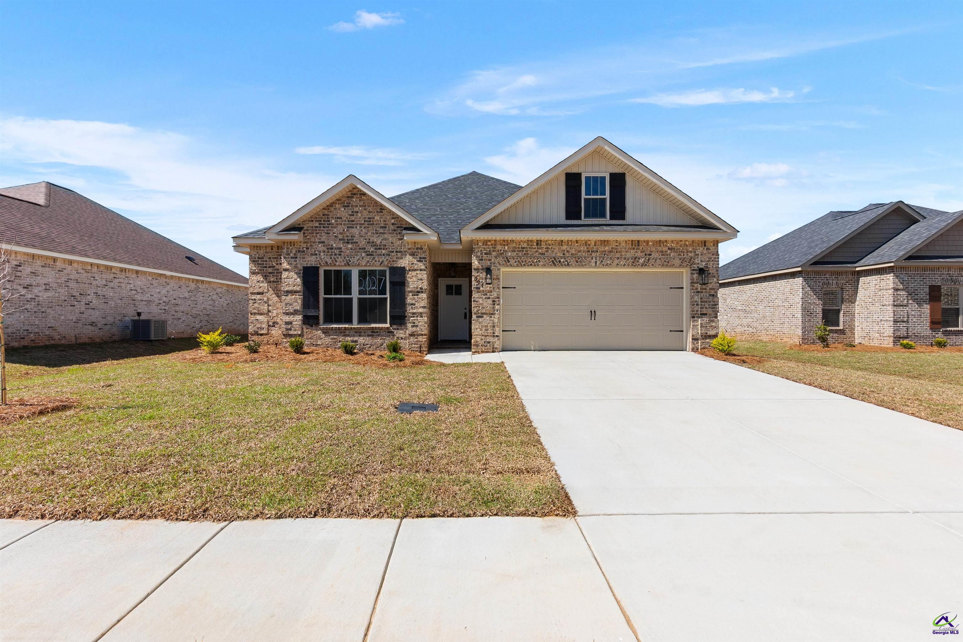 607 Bristleleaf Path