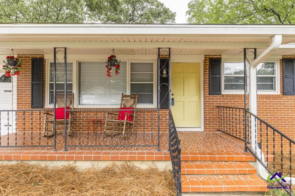 123 Robinhood Drive