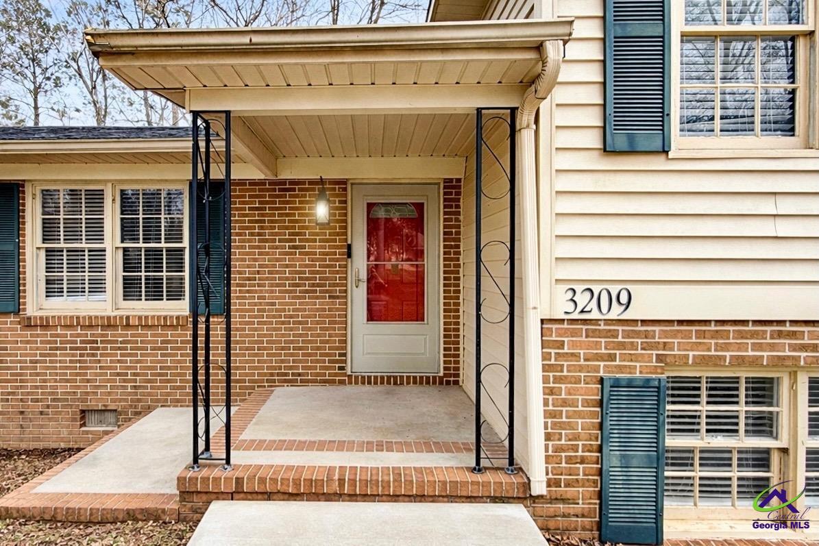3209 Lennox Drive