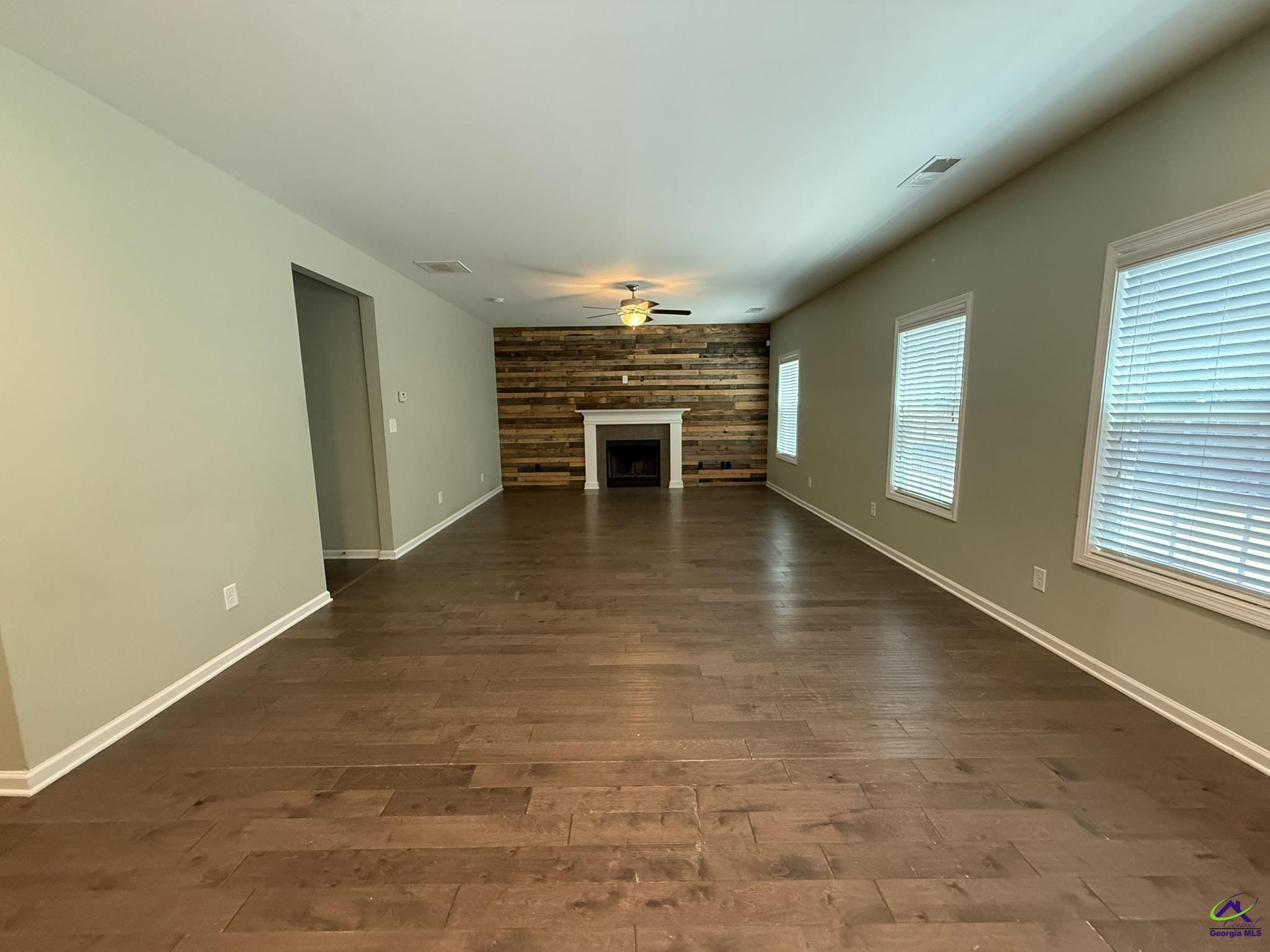 102 Wayland Circle