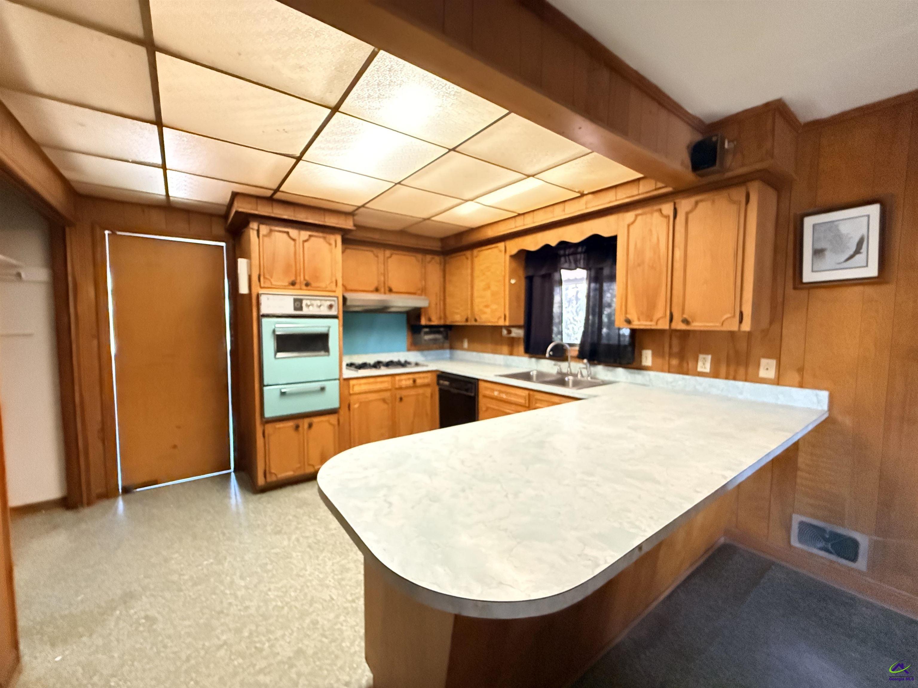 3147 Wedgewood Drive