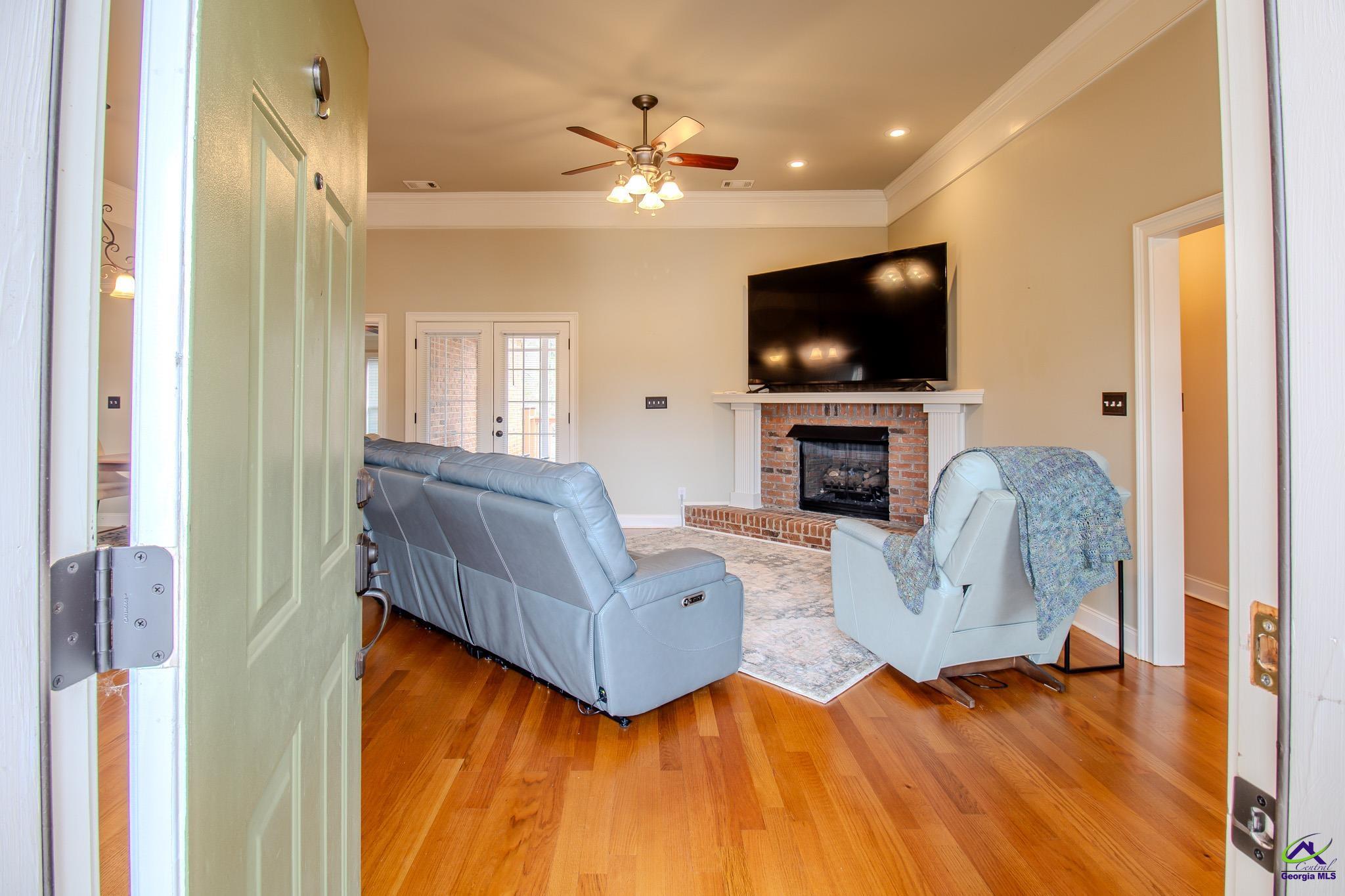 301 Hunts Landing Drive