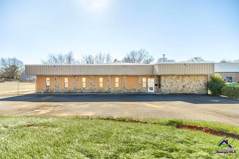 2002 Elberta Road Warner Robins GA 31093