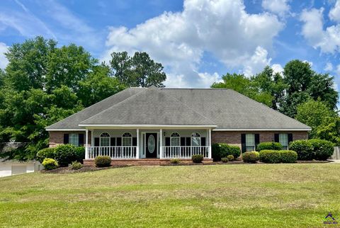 143 Gleneagle Drive Byron GA 31008
