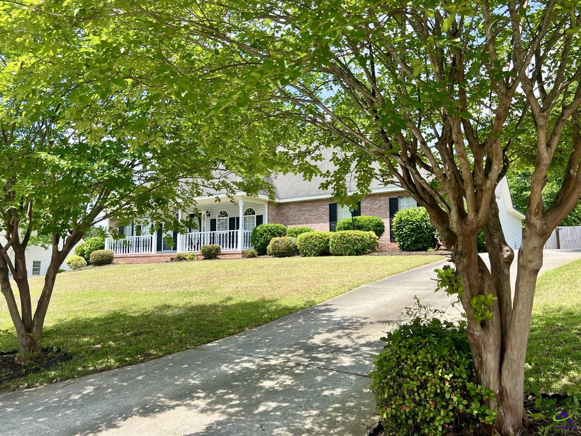 143 Gleneagle Drive