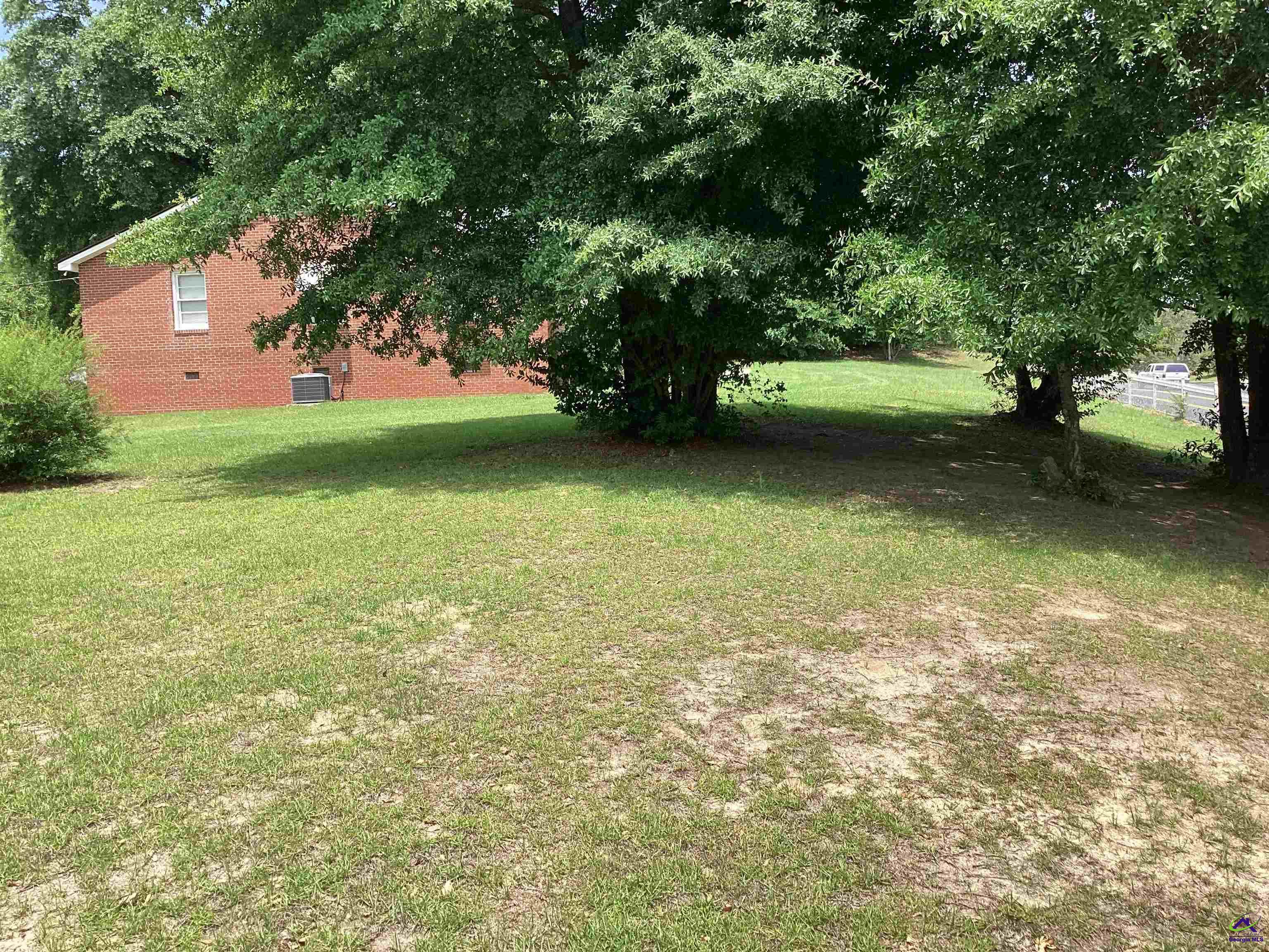 1226 Clinton Road