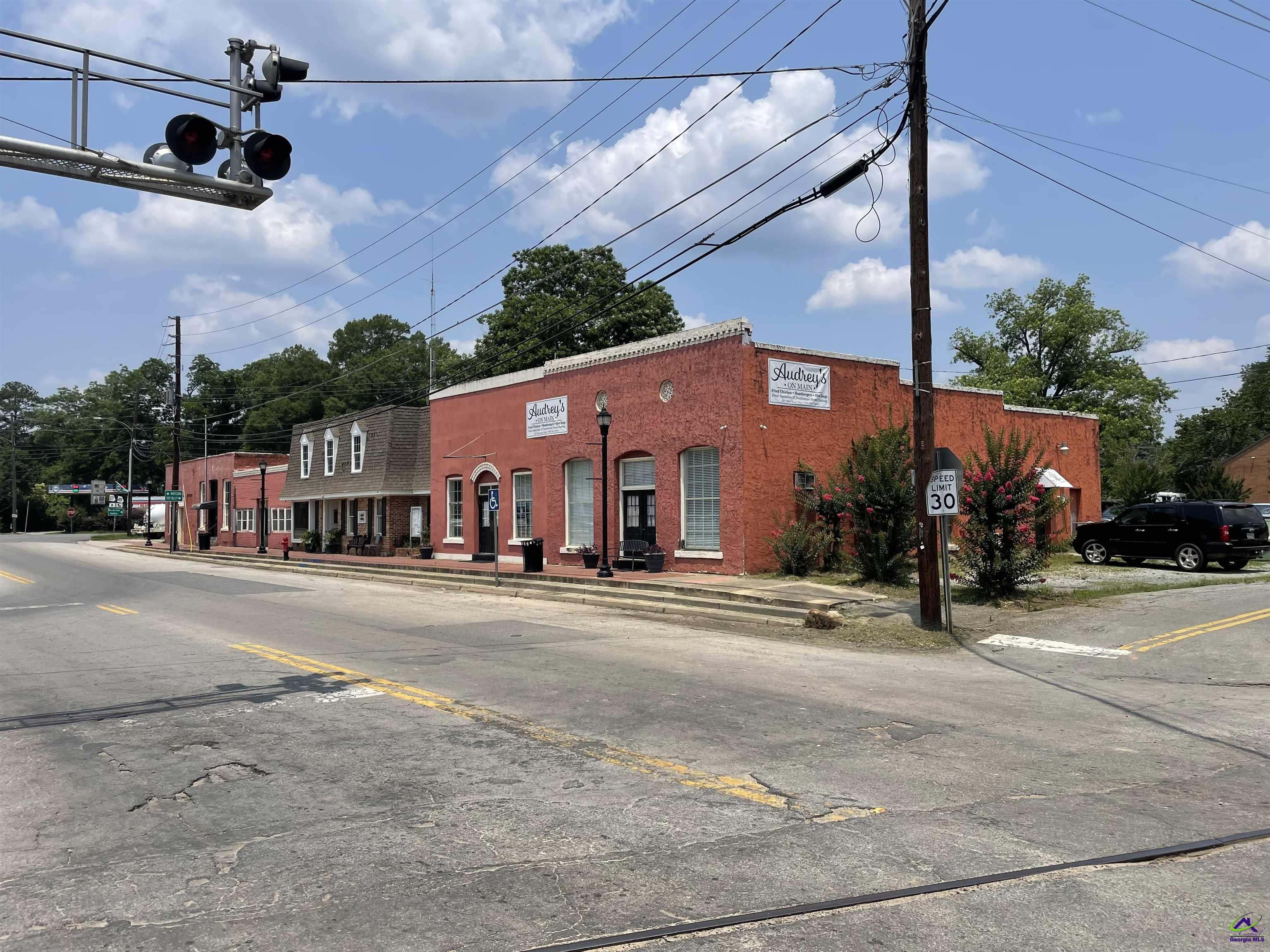 105 W Main Street