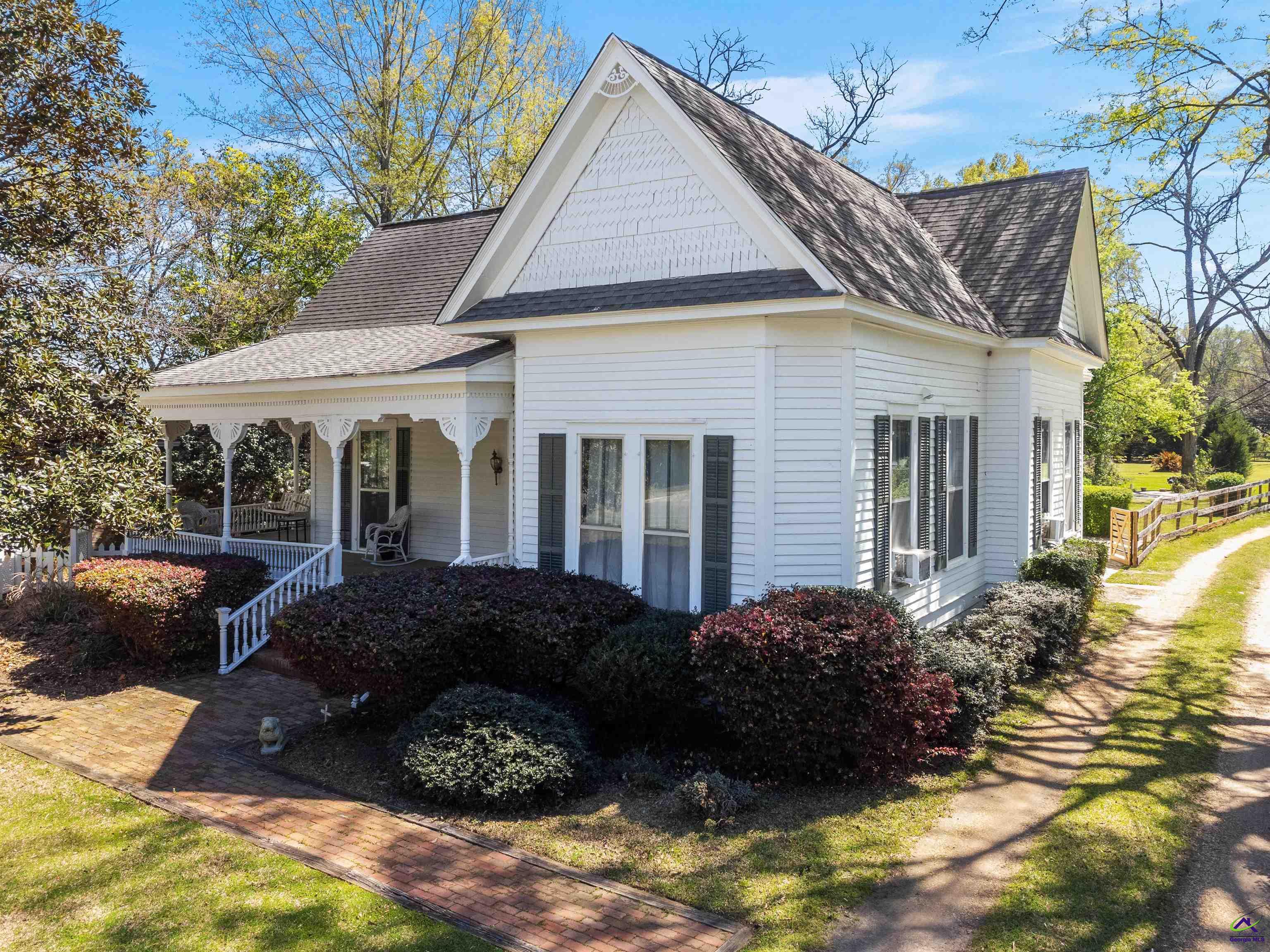 406 W Main Street