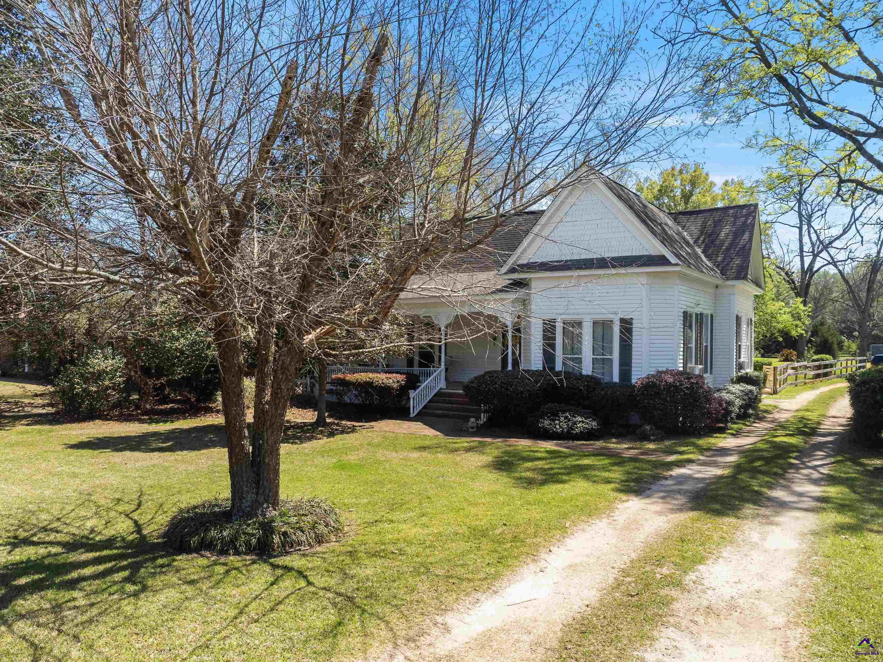 406 W Main Street