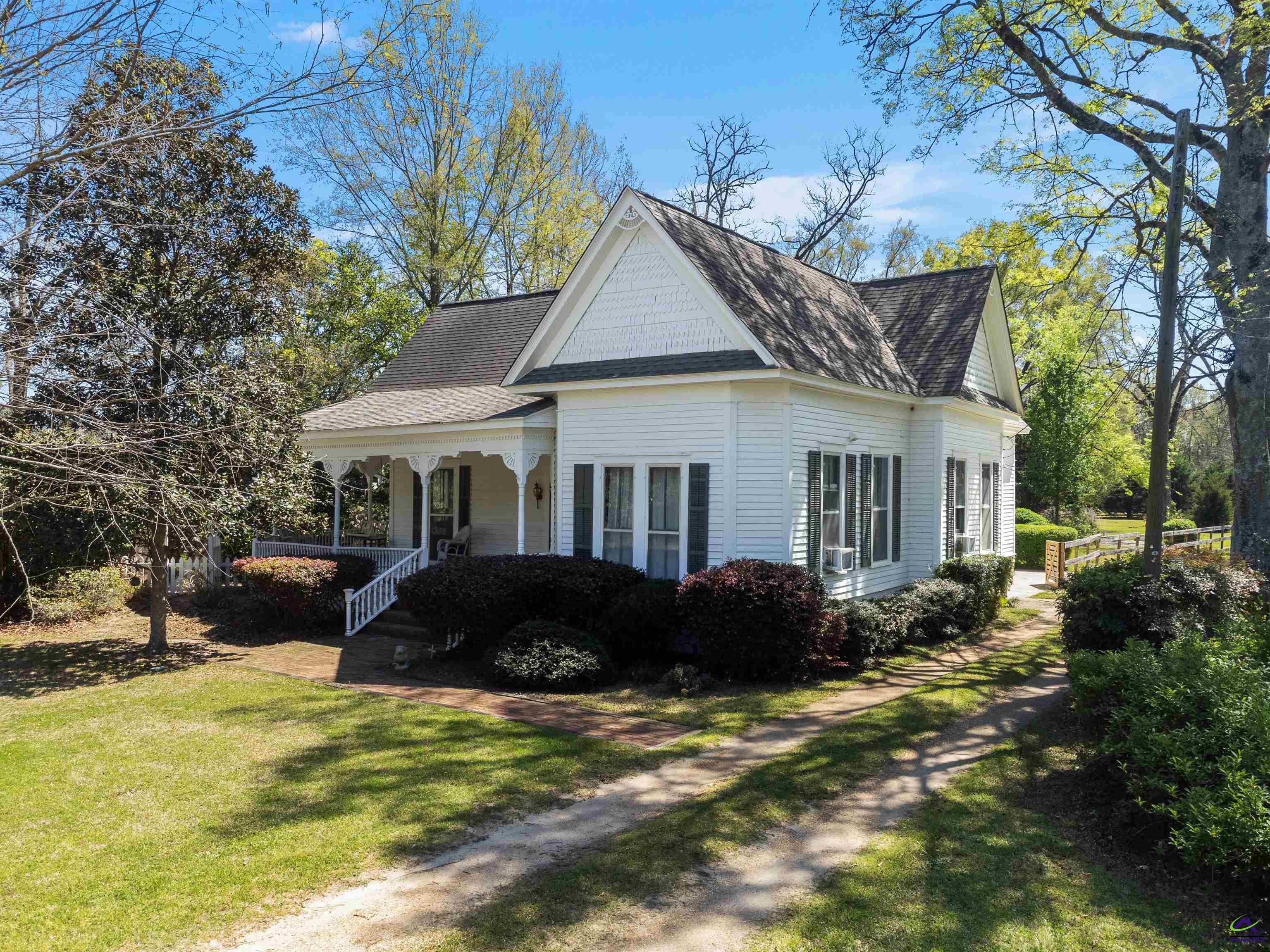 406 W Main Street