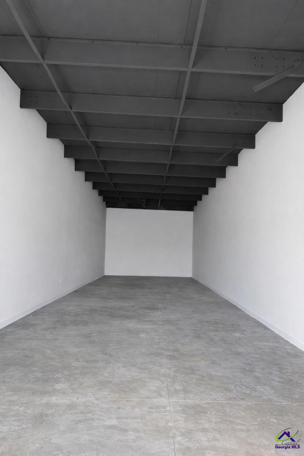 719 Hwy 96 (Bldg #600)