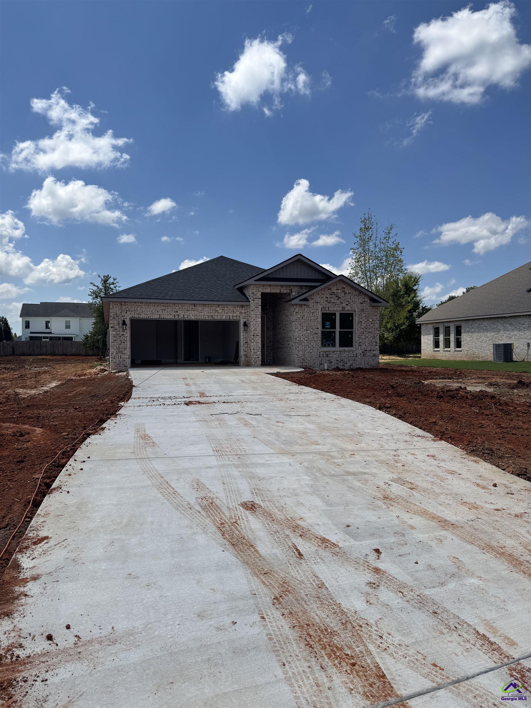 105 Mayberry Lane