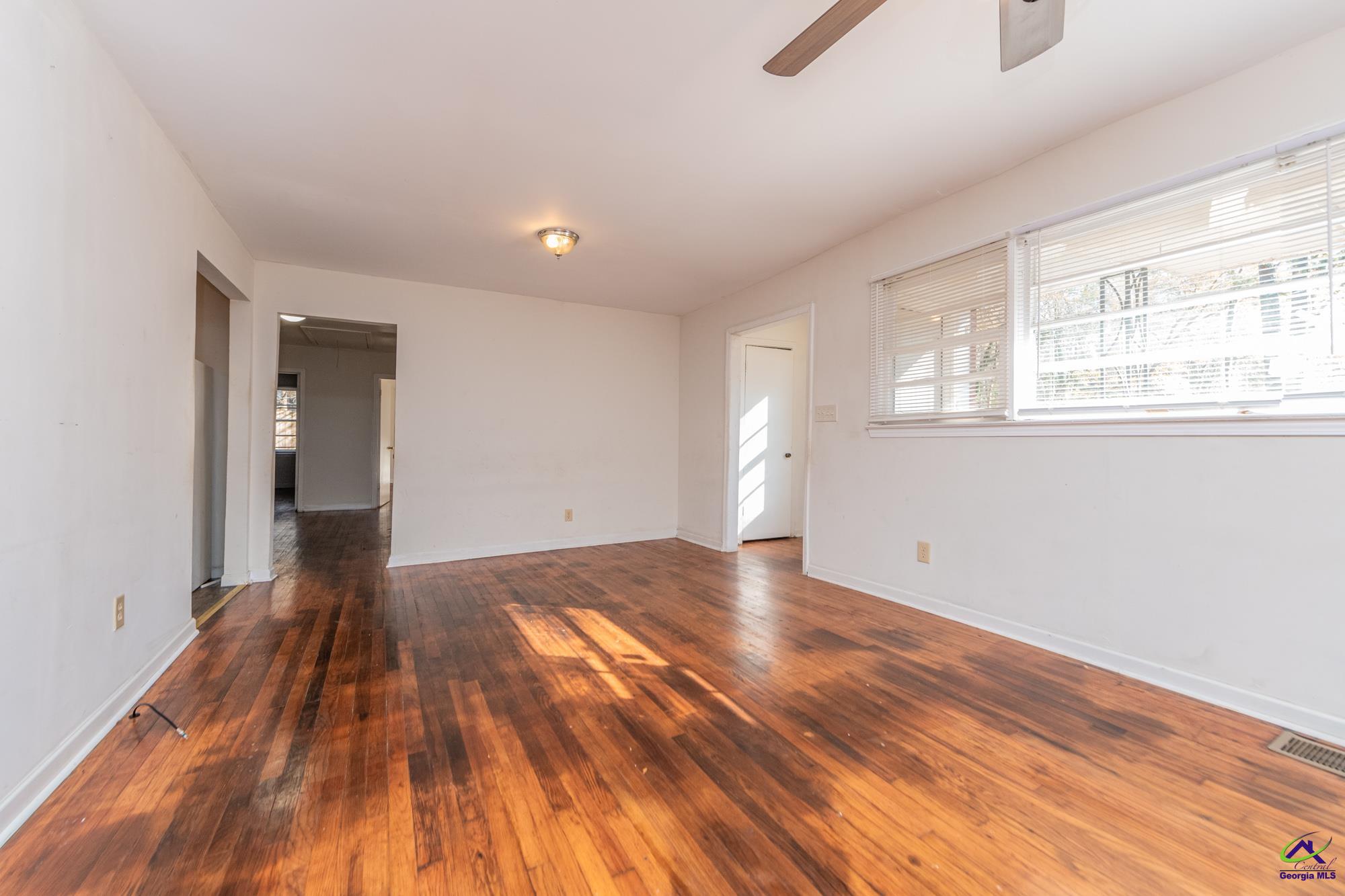 1755 Waverland Circle