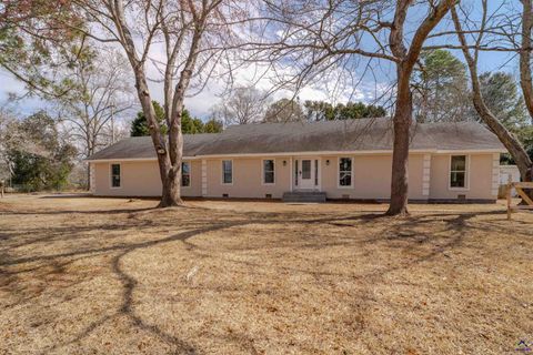 618 Westview Dr Fort Valley GA 31030