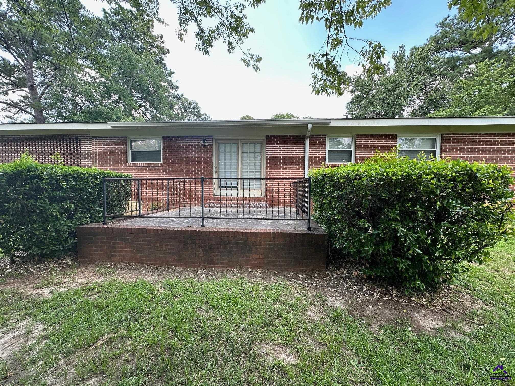 501 Pincecrest Drive