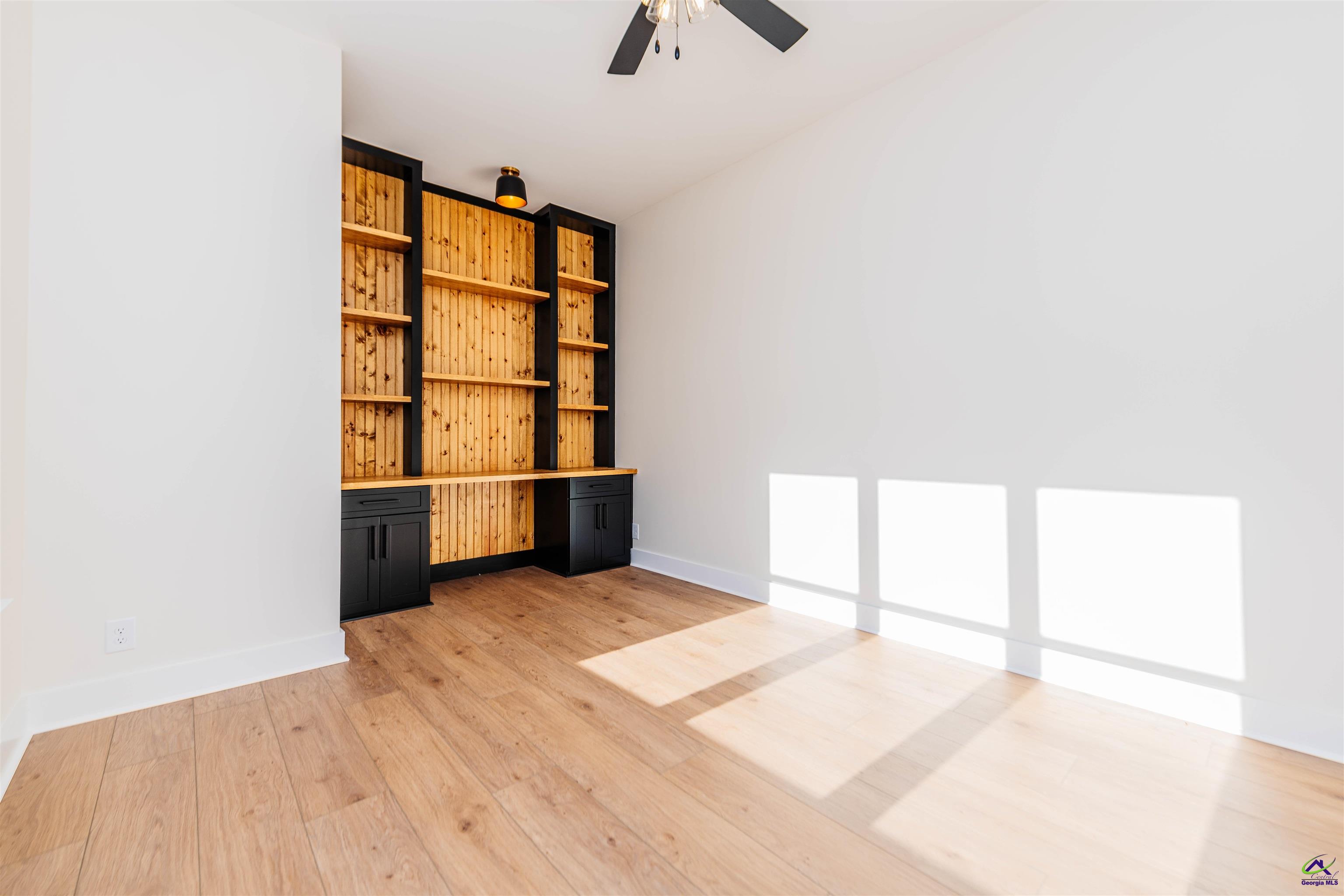 2089 Willow Lake Road