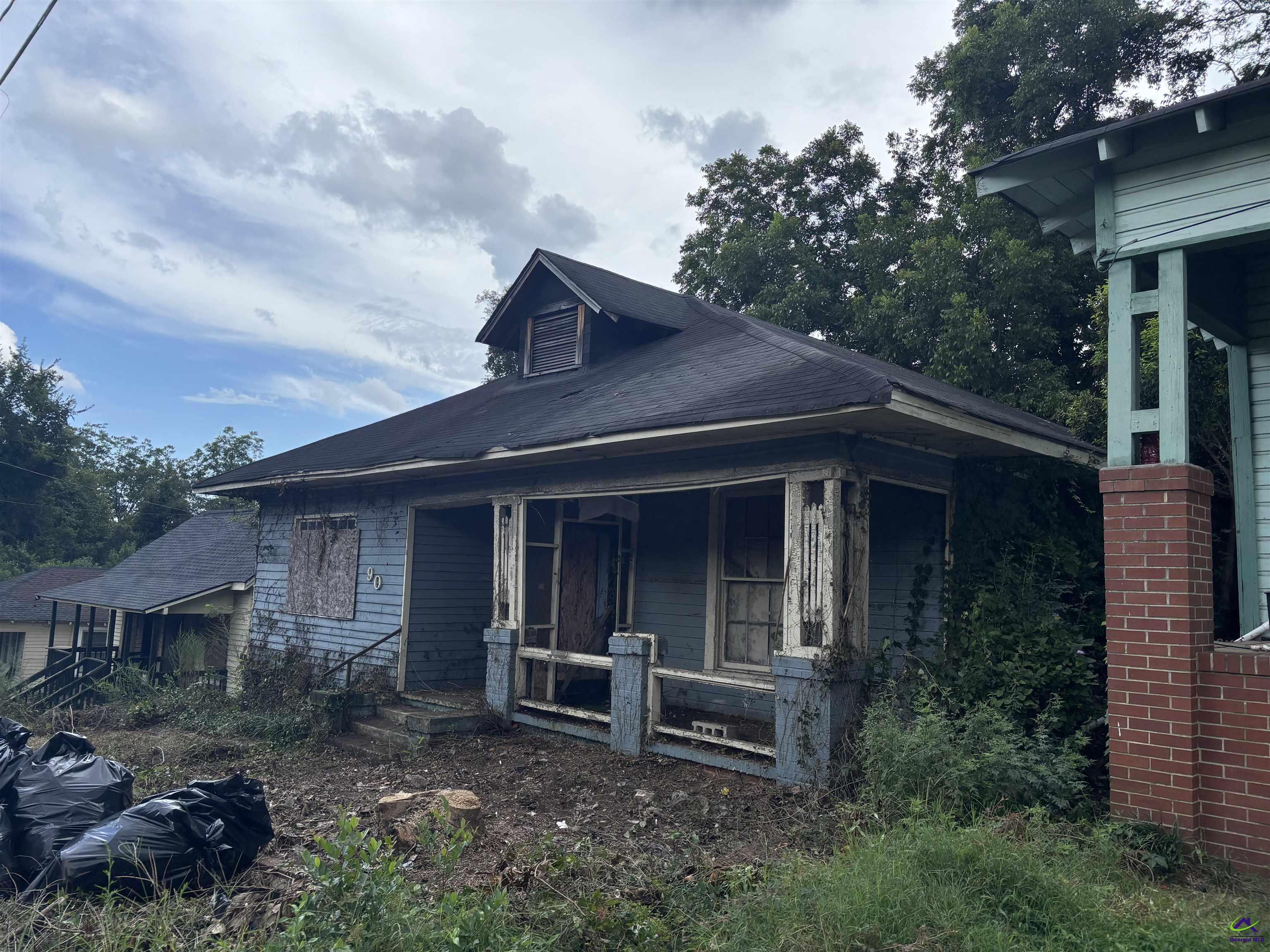 290 Spikes Street
