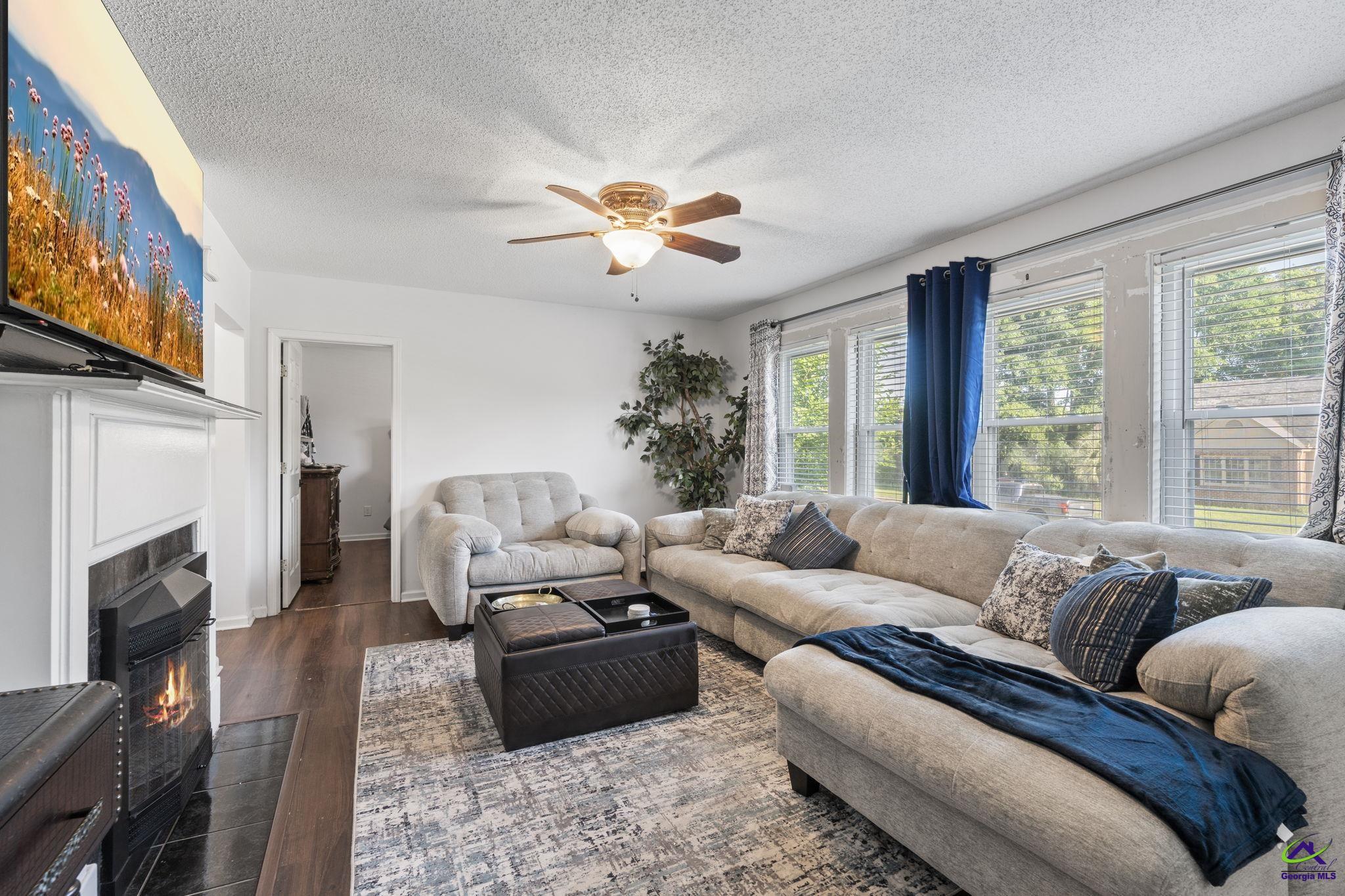 2668 Suwanee Avenue