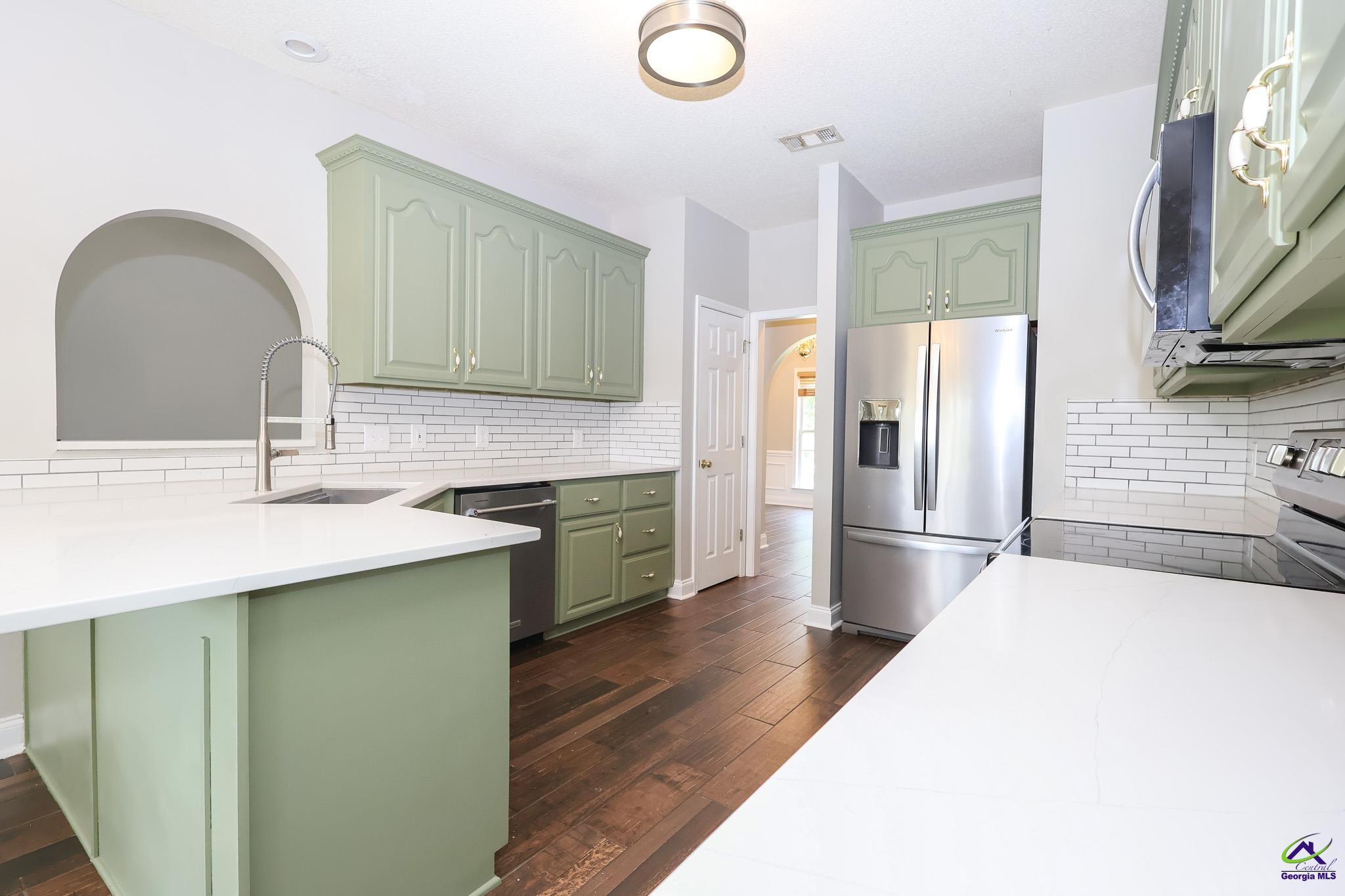 1008 Bay Laurel Circle