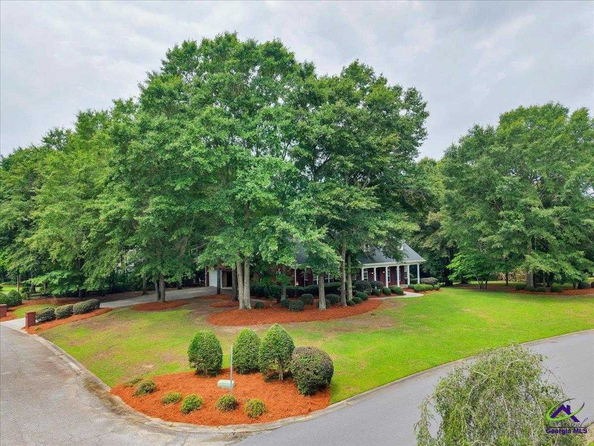 213 Sabre Drive