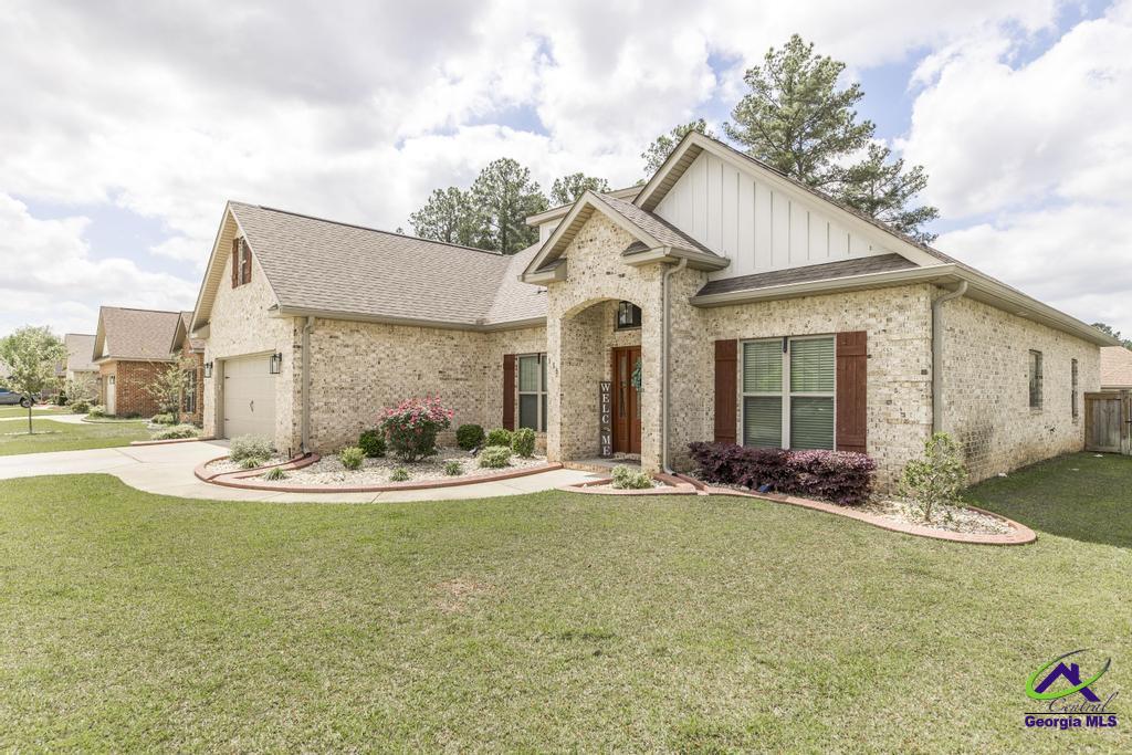 116 Gracetree Way