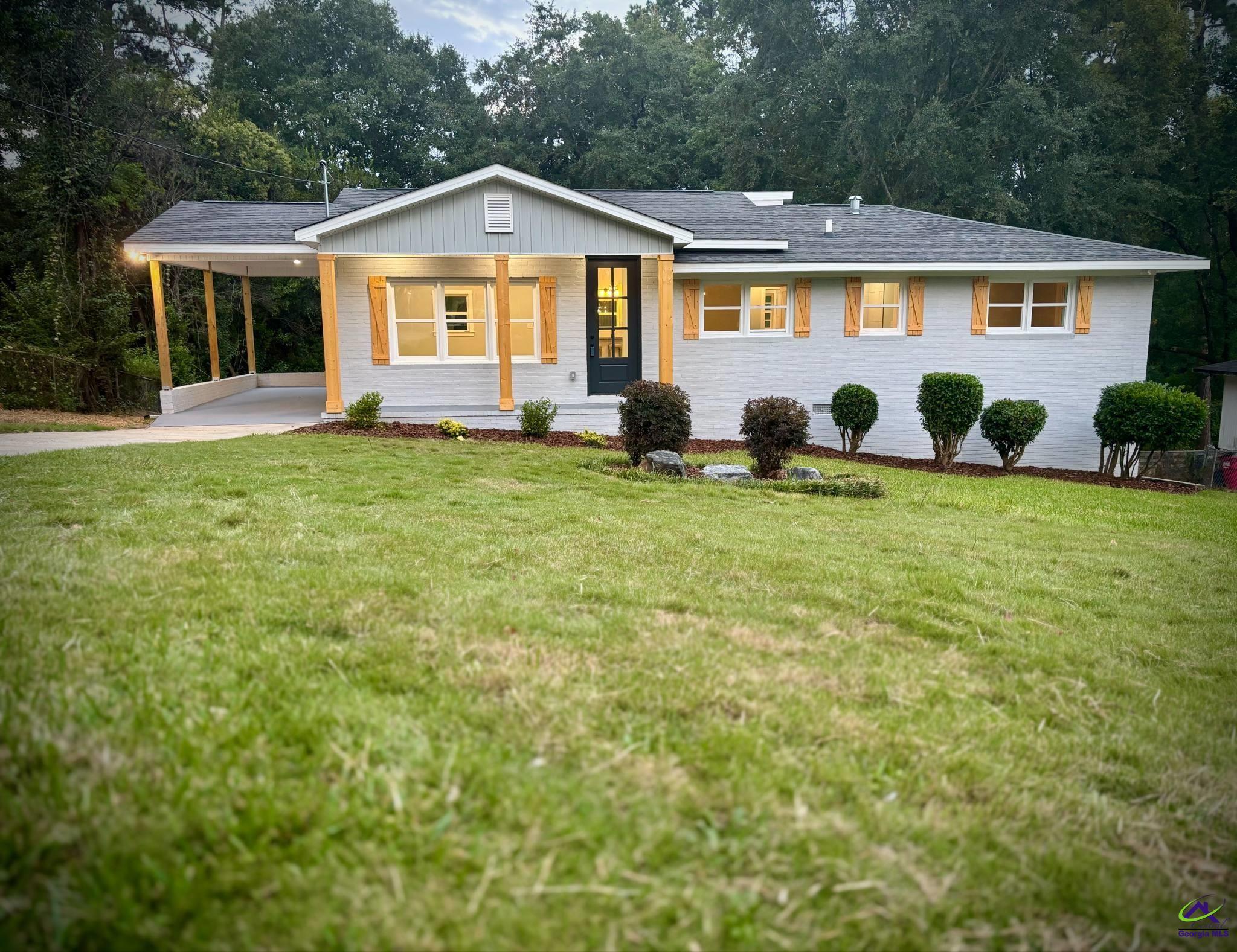 2371 Kensington Road