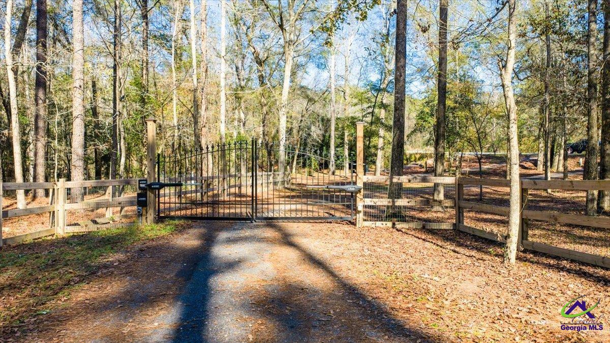 389 Housers Mill Road