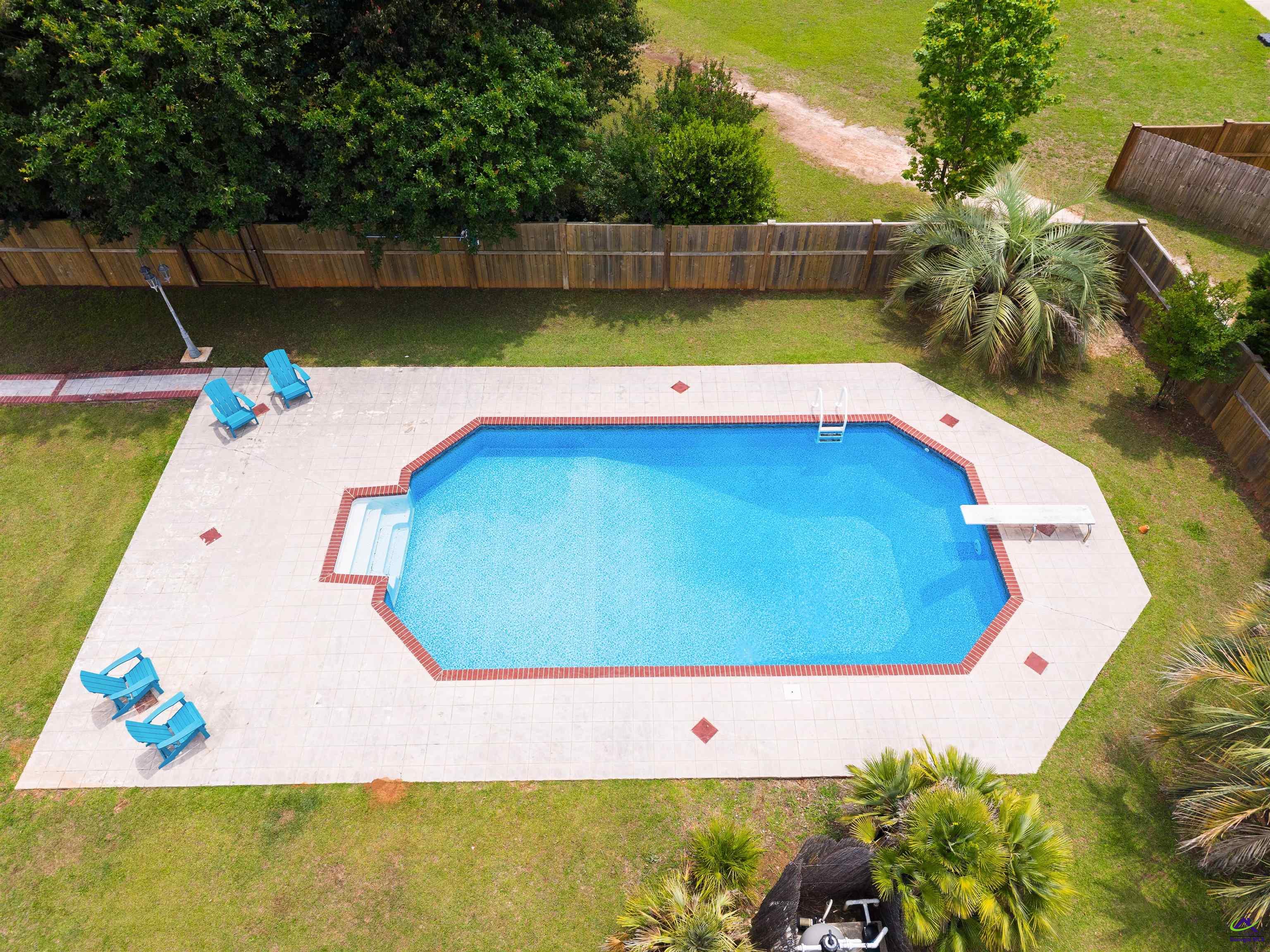 301 Hathersage Drive