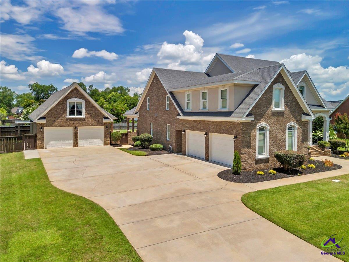 108 Bridgeway Drive