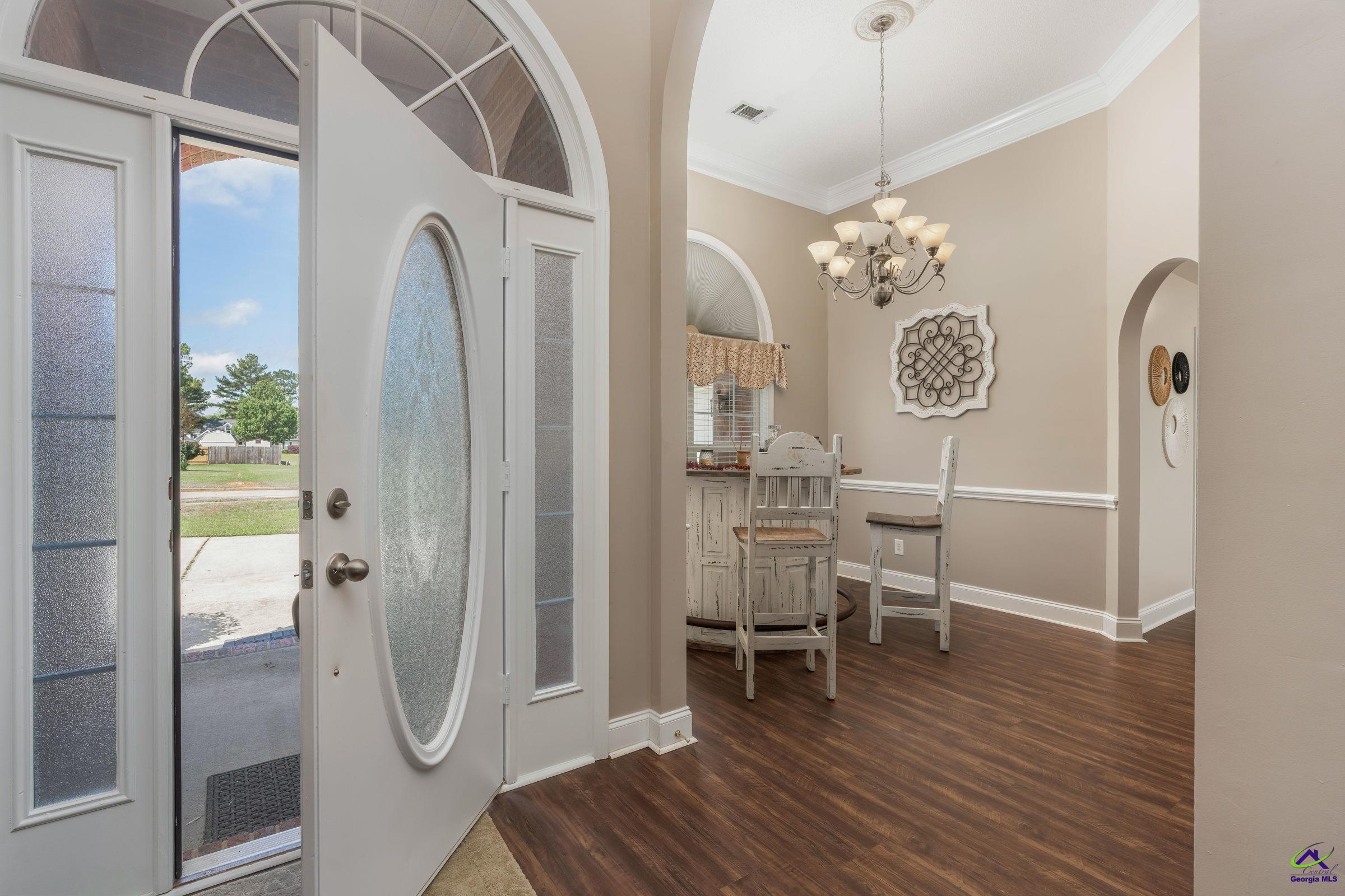 900 Bay Laurel Circle