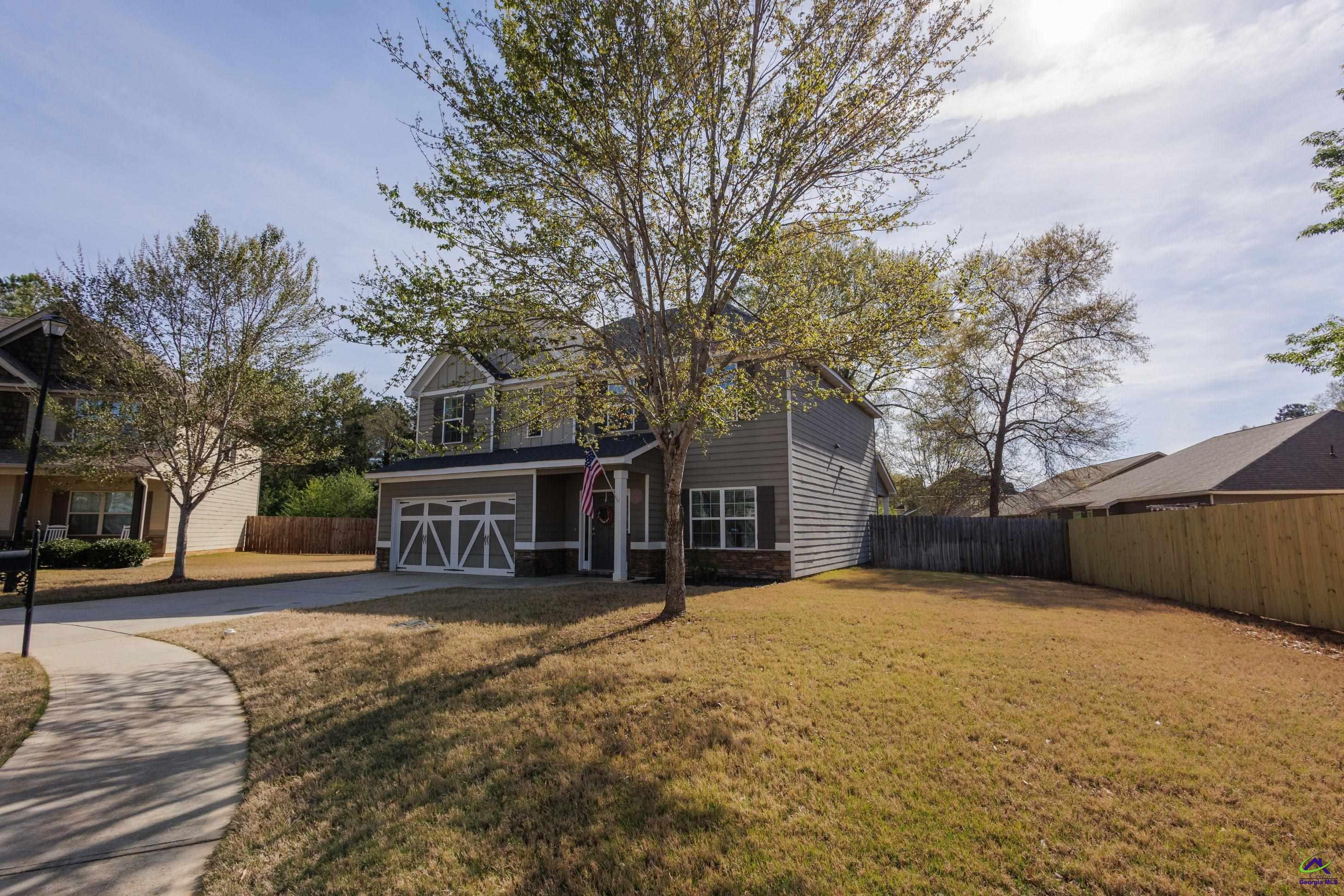 102 Wayland Circle
